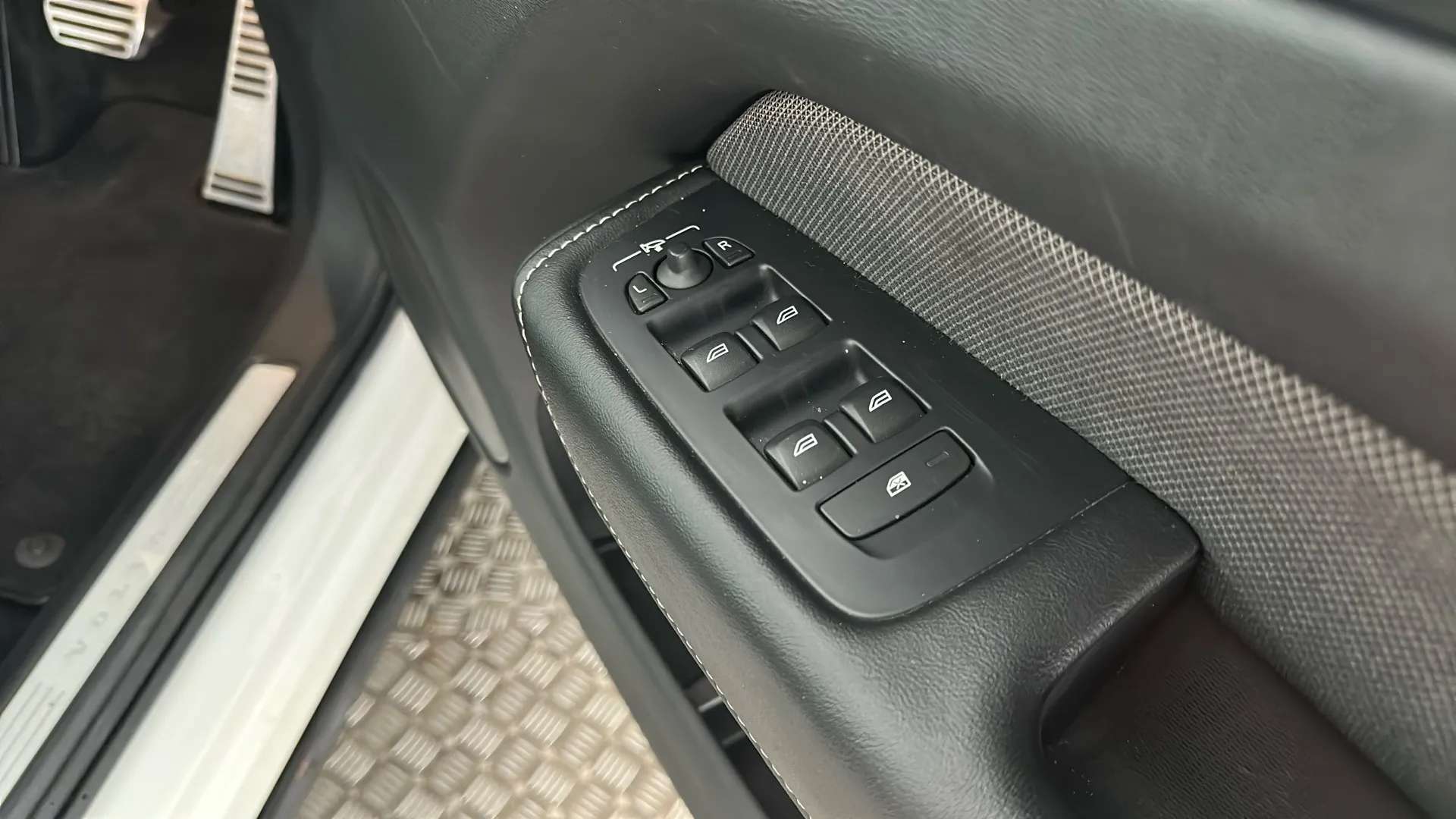 2022 VOLVO XC60 2022 VOLVO XC60
