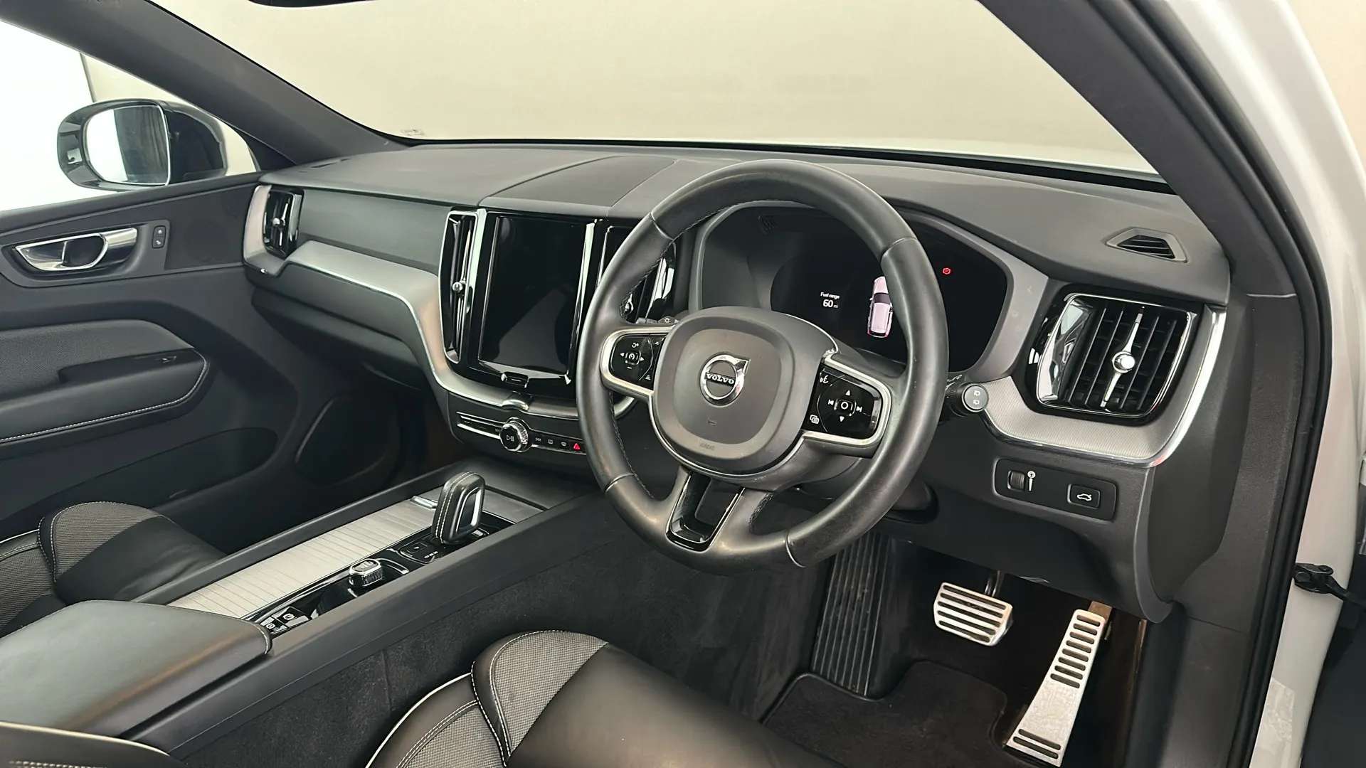 2022 VOLVO XC60 2022 VOLVO XC60
