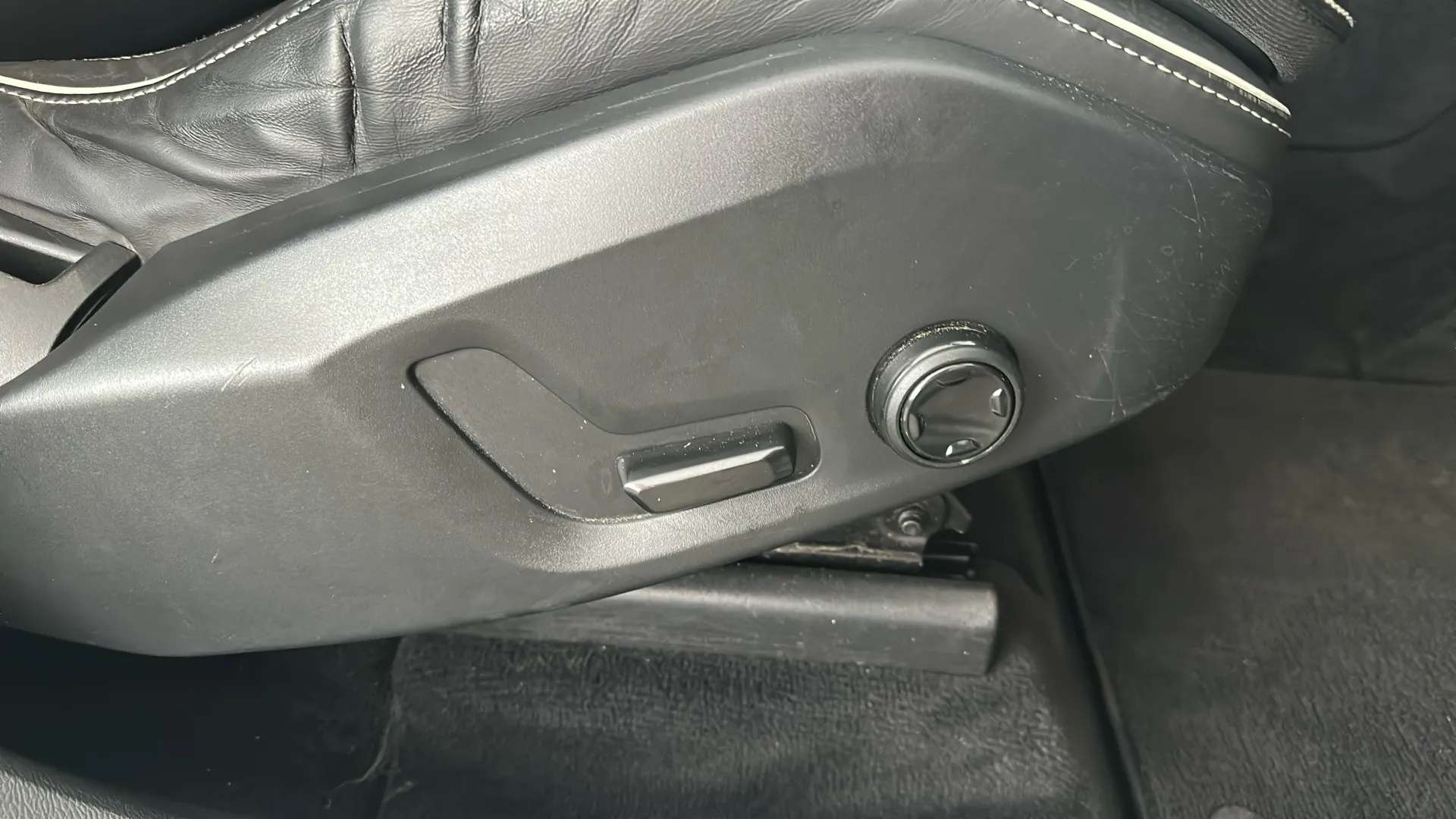 2022 VOLVO XC60 2022 VOLVO XC60