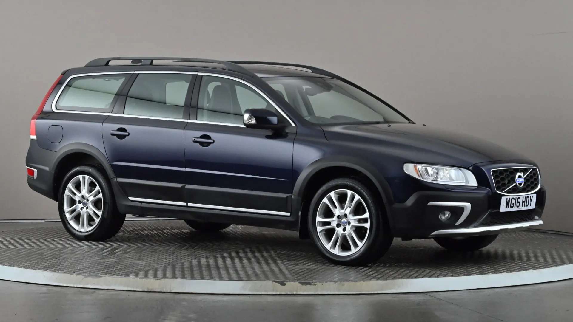 2016 VOLVO XC70 2016 VOLVO XC70