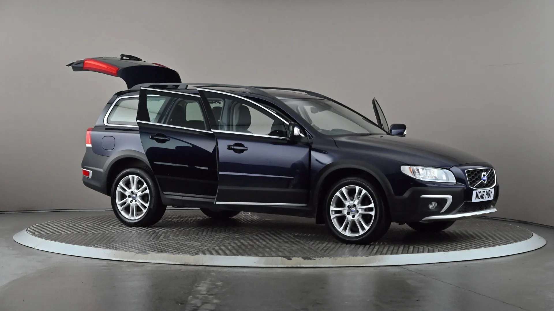 2016 VOLVO XC70 2016 VOLVO XC70