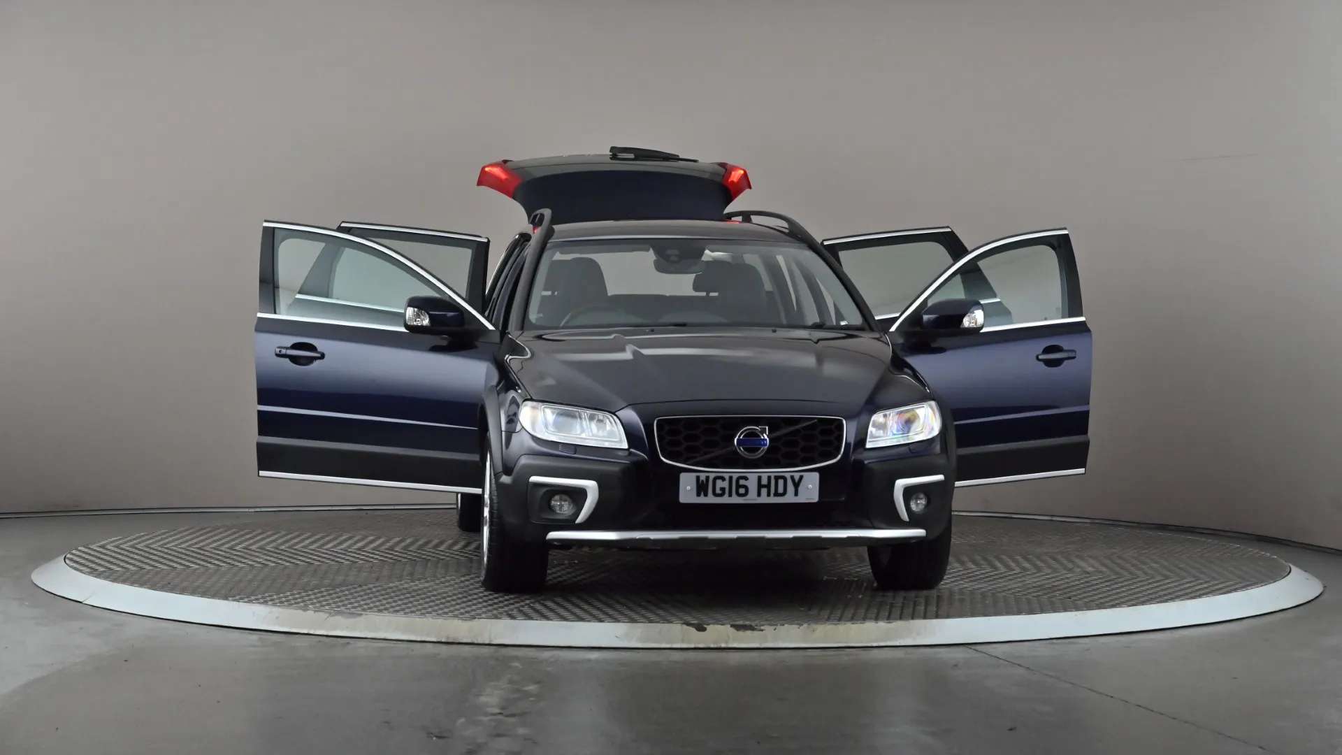 2016 VOLVO XC70 2016 VOLVO XC70