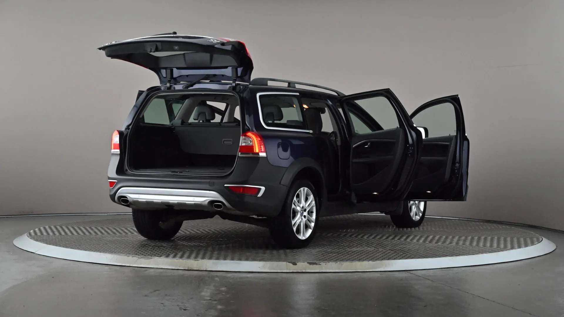 2016 VOLVO XC70 2016 VOLVO XC70
