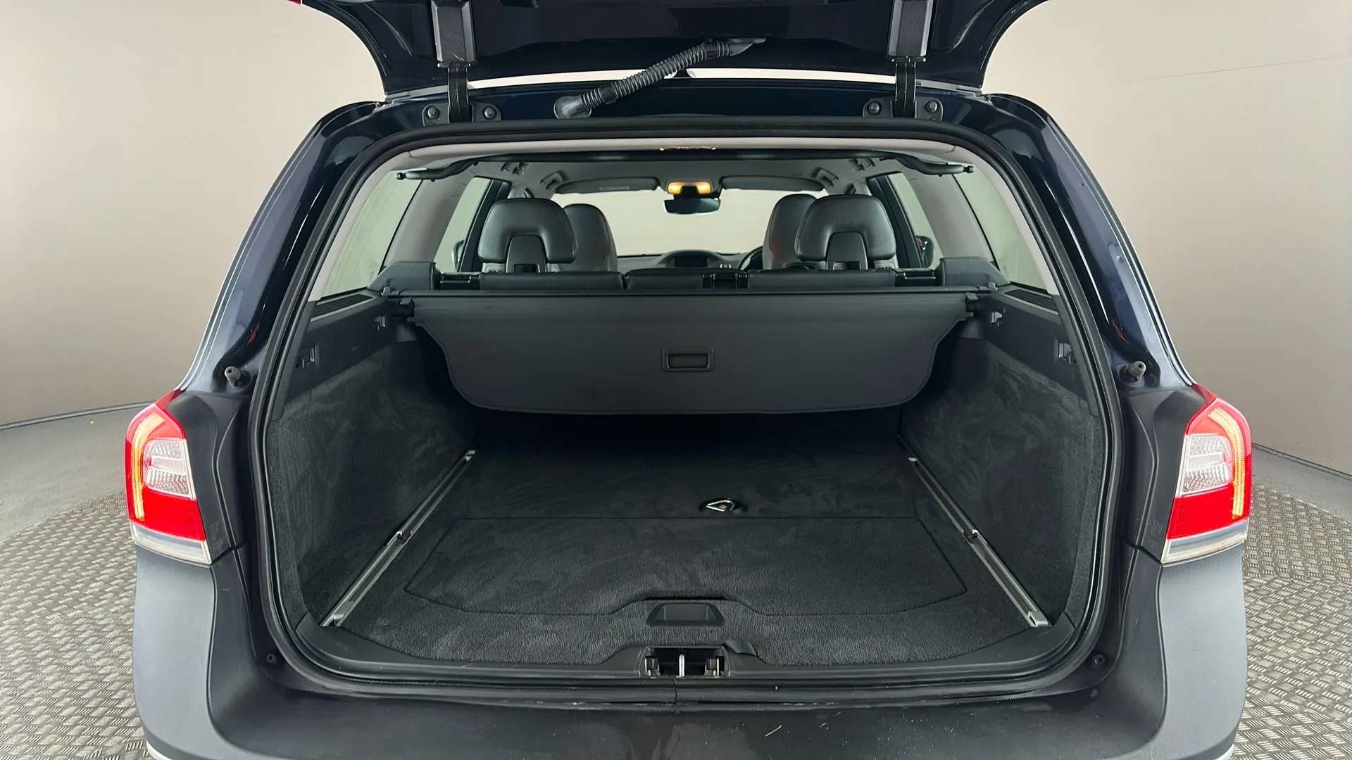 2016 VOLVO XC70 2016 VOLVO XC70