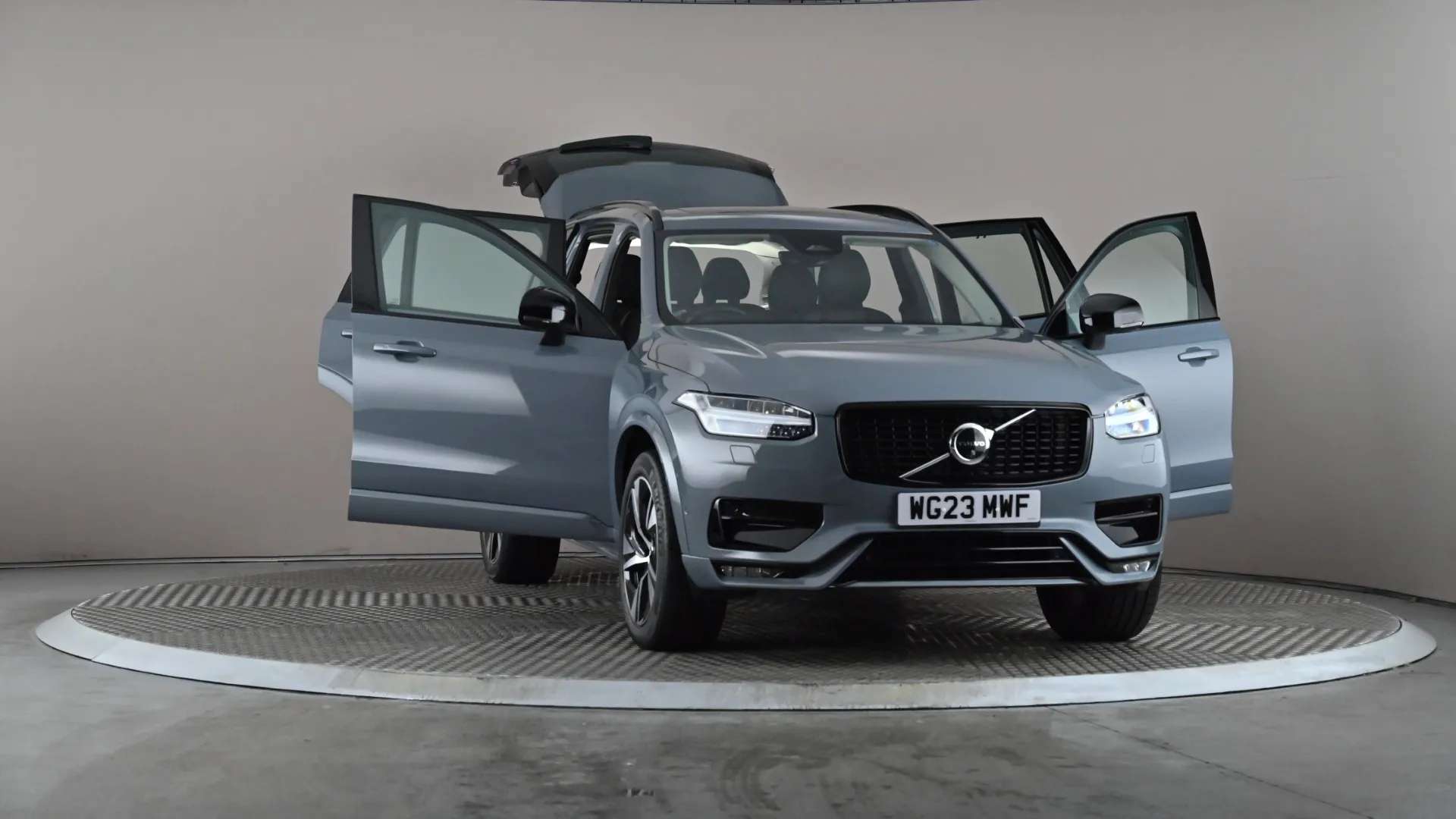 2023 VOLVO XC90 2023 VOLVO XC90
