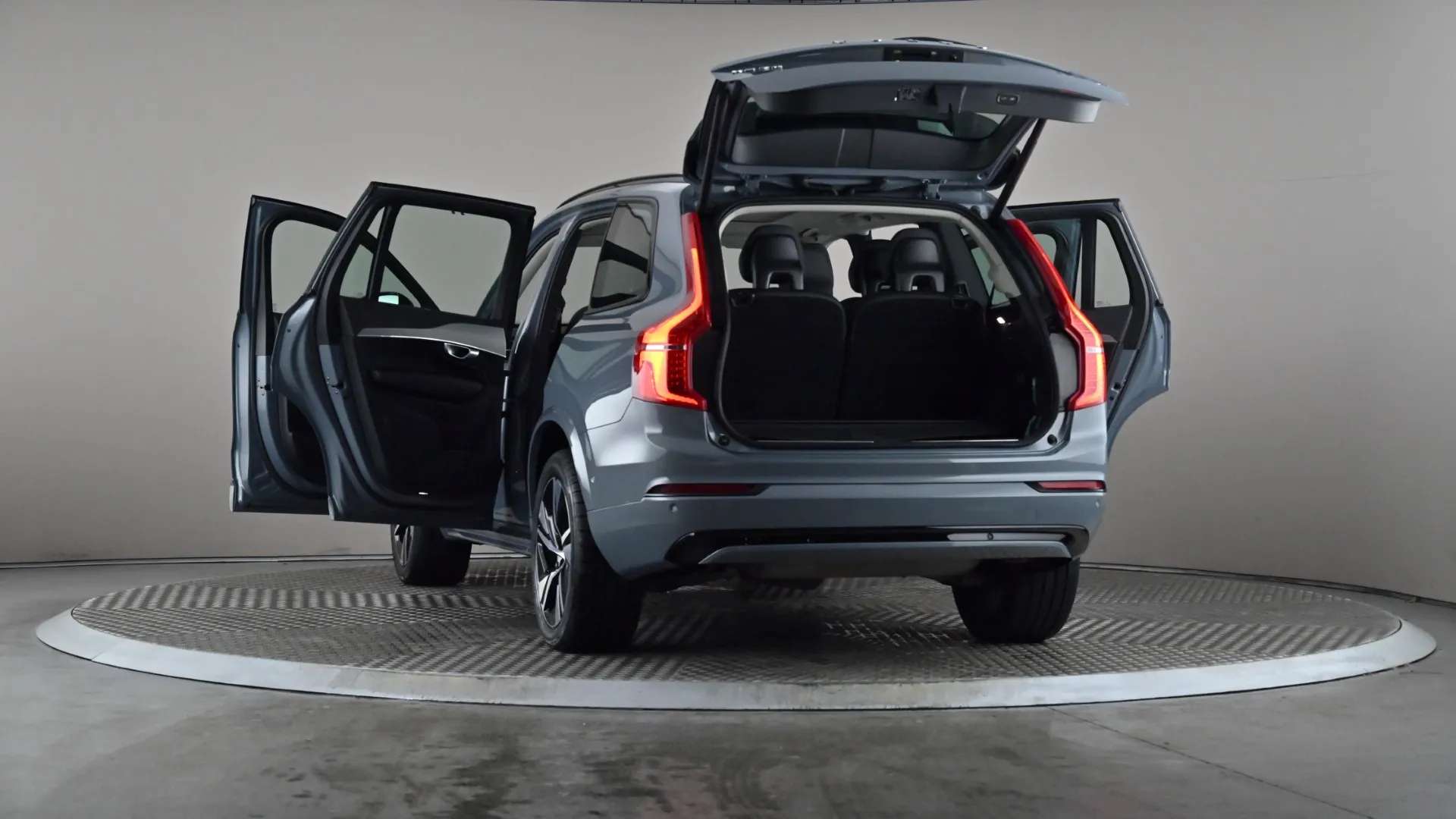 2023 VOLVO XC90 2023 VOLVO XC90