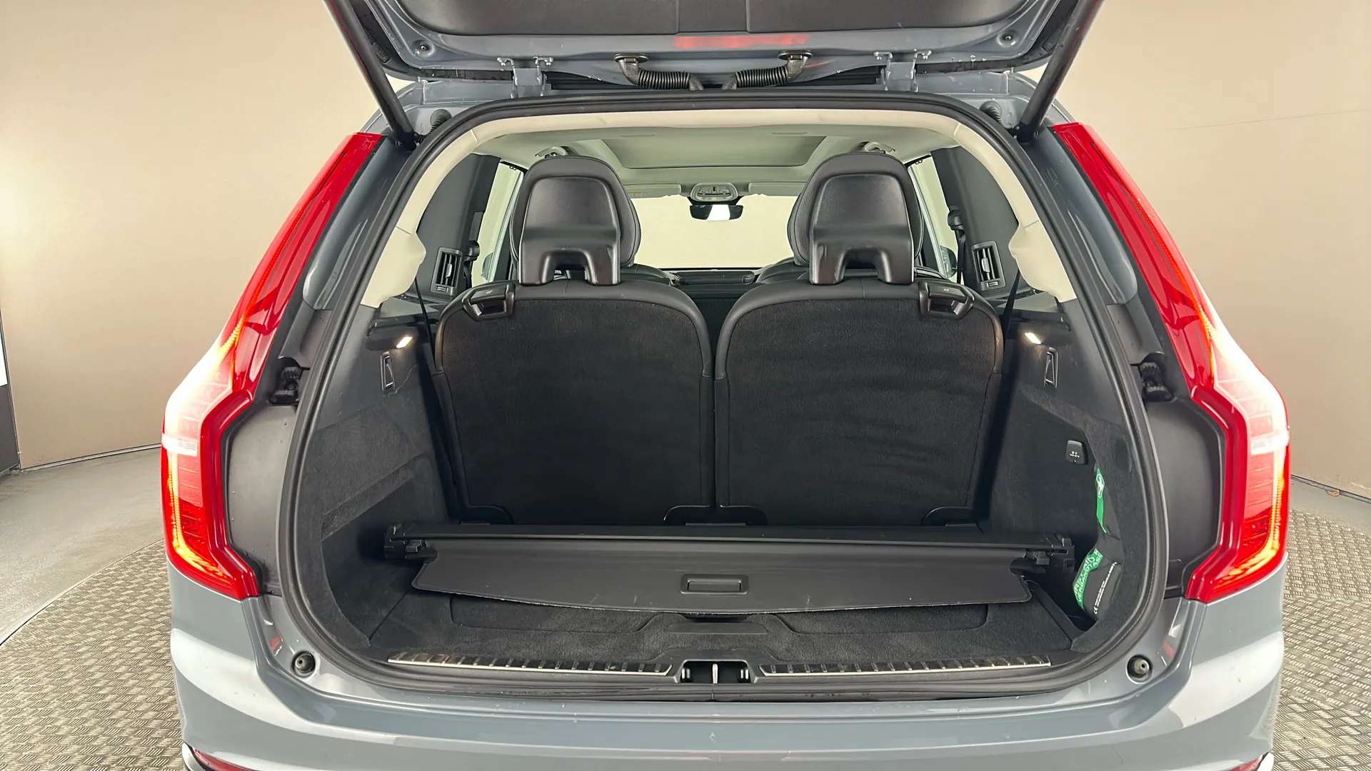 2023 VOLVO XC90 2023 VOLVO XC90
