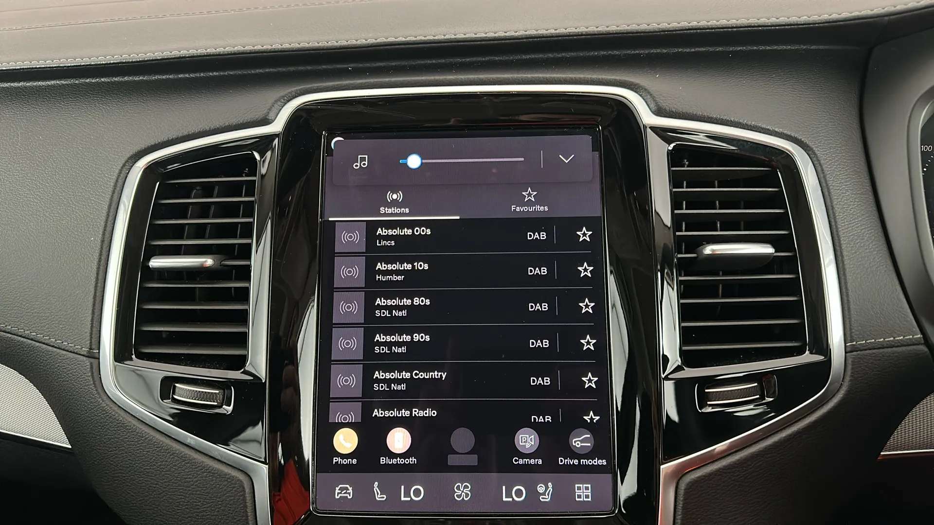 2023 VOLVO XC90 2023 VOLVO XC90