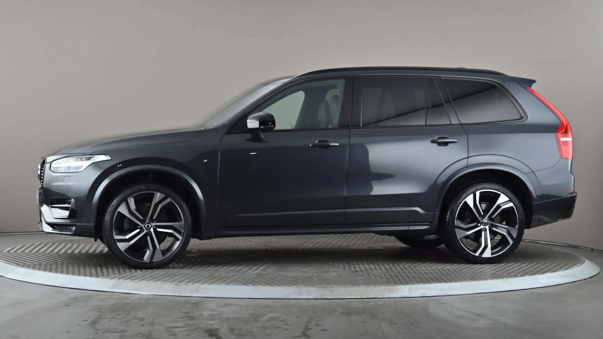 2022 VOLVO XC90 2022 VOLVO XC90