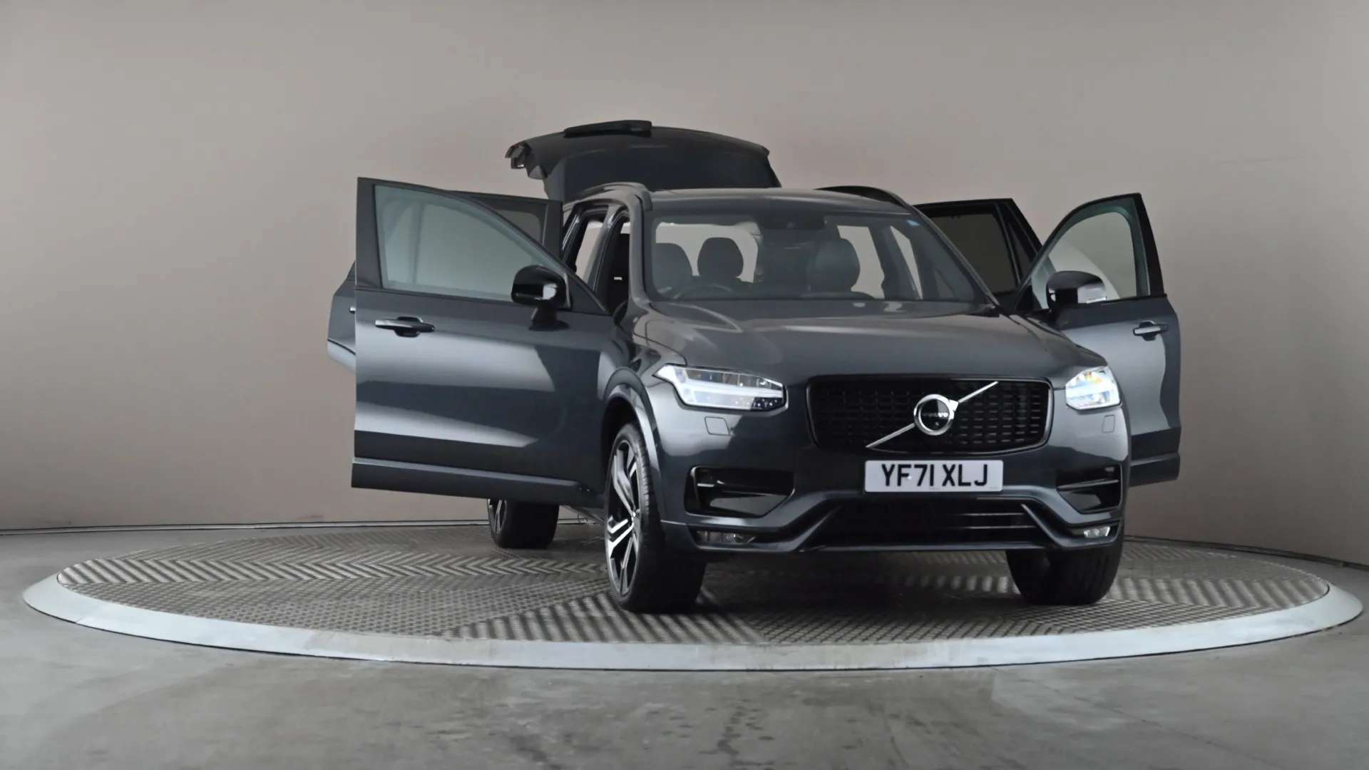 2022 VOLVO XC90 2022 VOLVO XC90