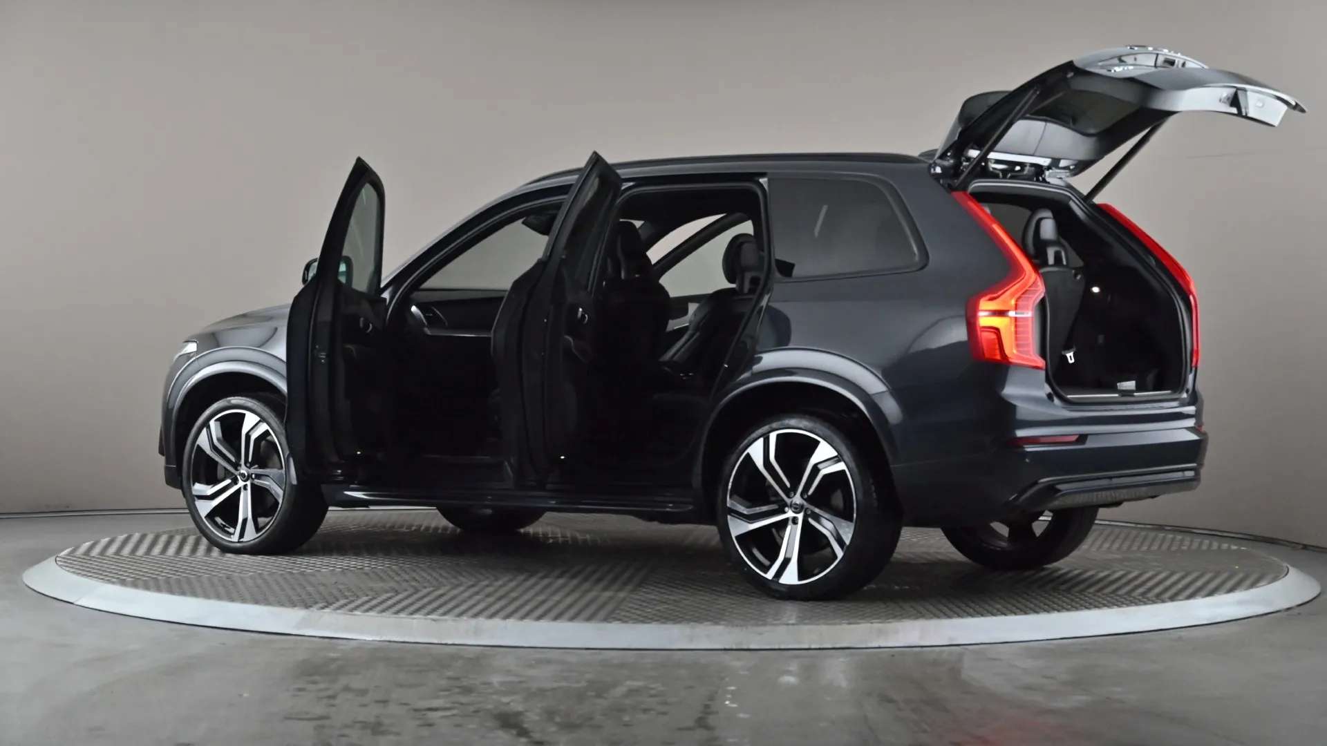 2022 VOLVO XC90 2022 VOLVO XC90