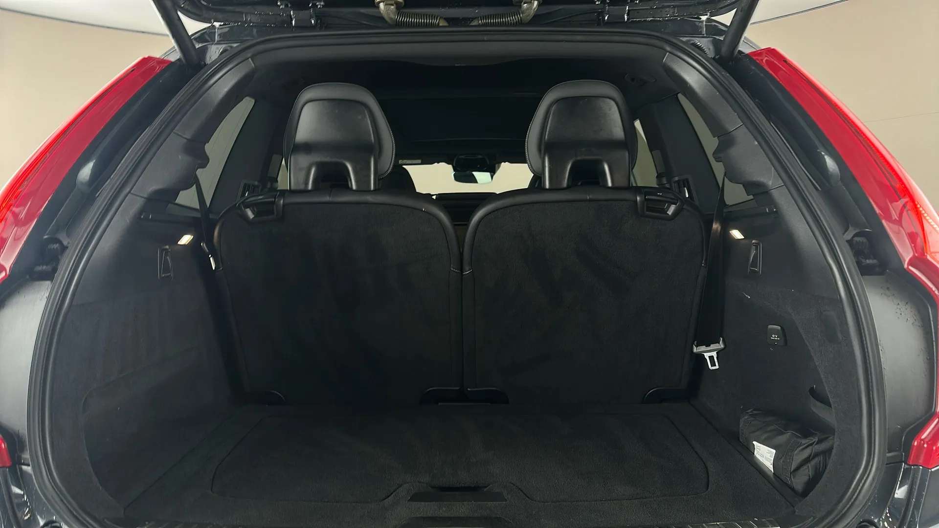 2022 VOLVO XC90 2022 VOLVO XC90