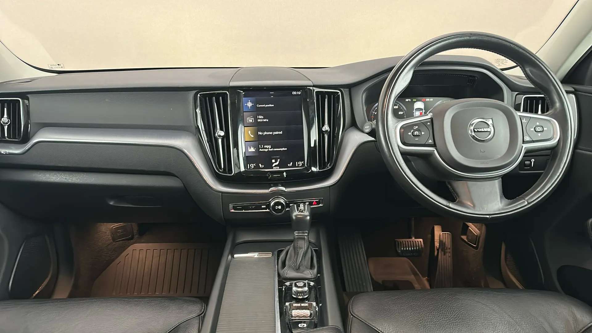 2019 VOLVO XC60 2019 VOLVO XC60
