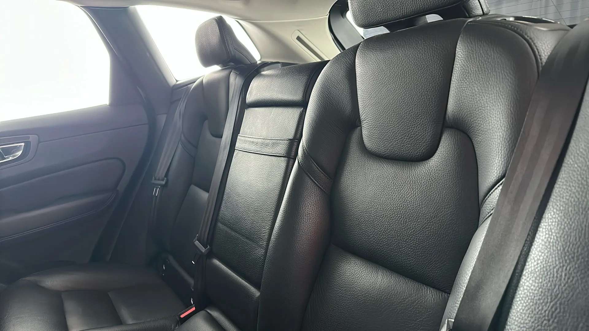2019 VOLVO XC60 2019 VOLVO XC60
