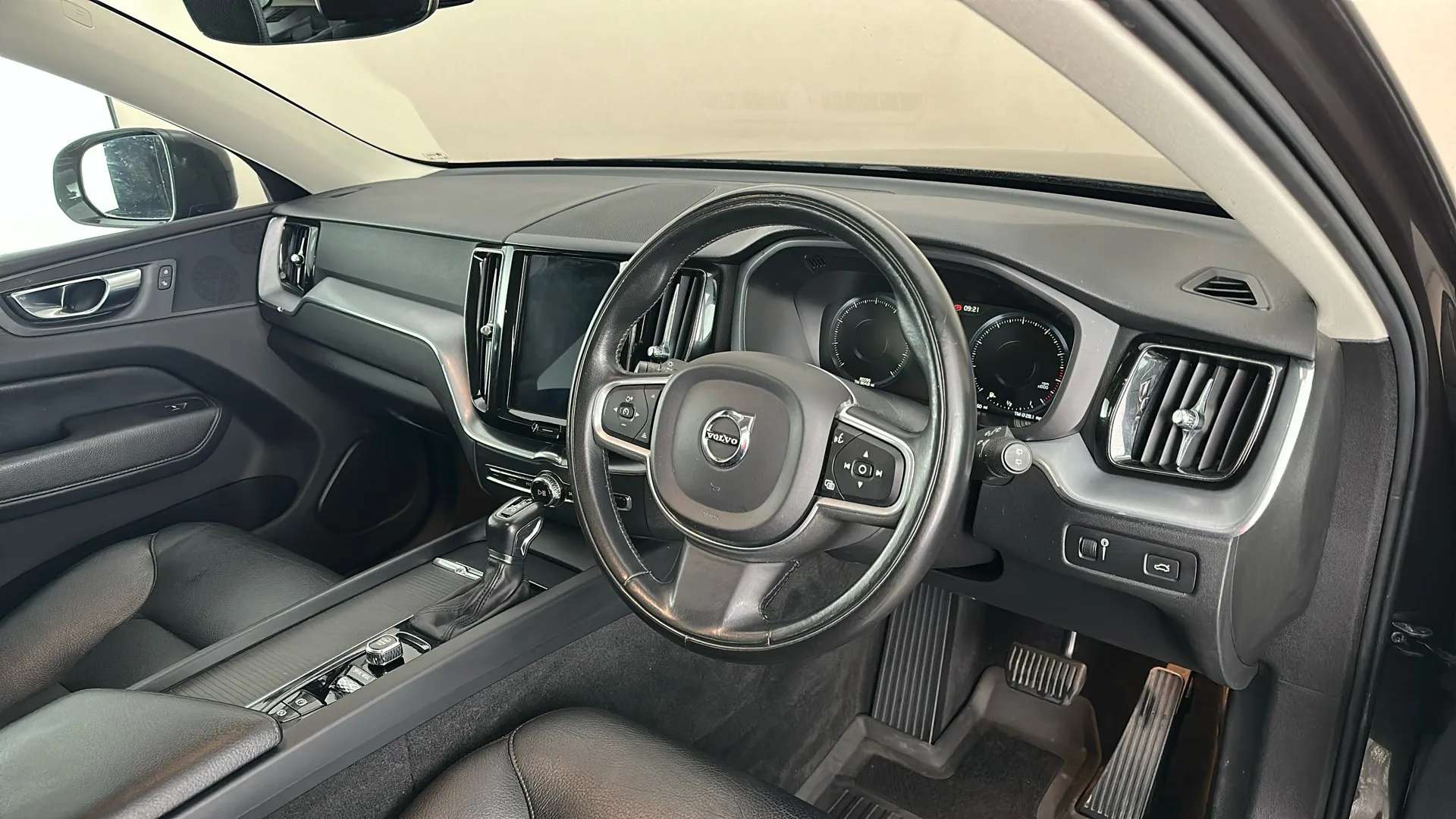 2019 VOLVO XC60 2019 VOLVO XC60