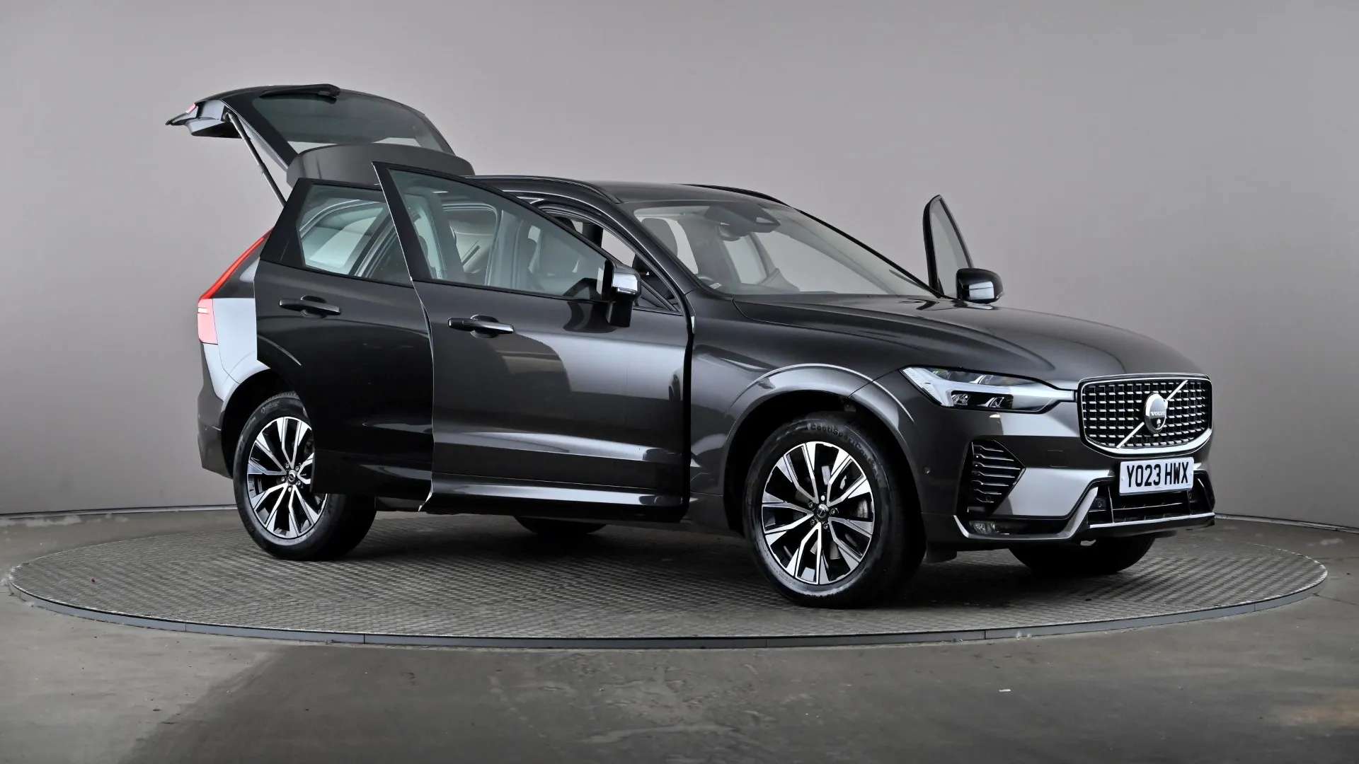 2023 VOLVO XC60 2023 VOLVO XC60