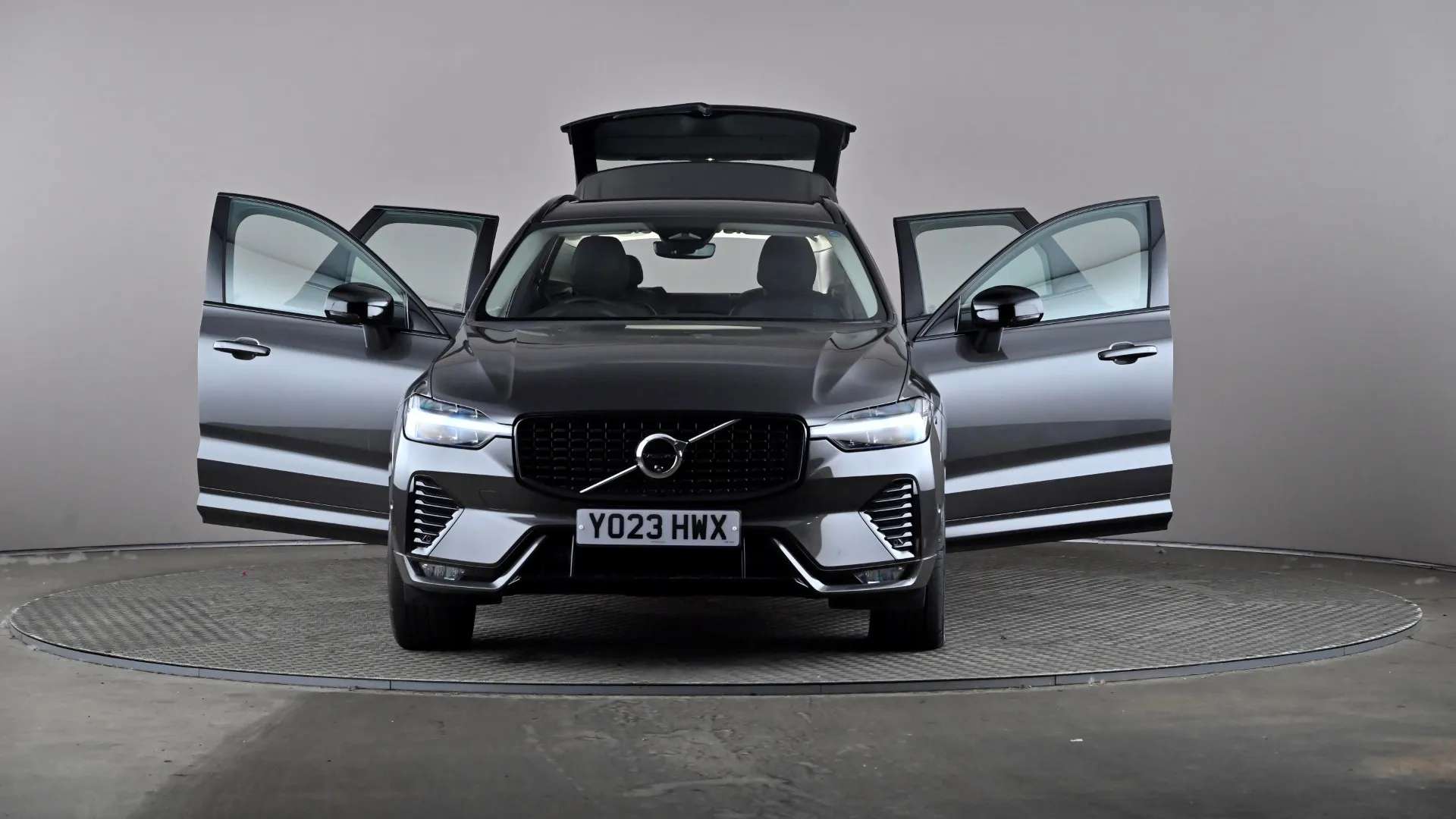 2023 VOLVO XC60 2023 VOLVO XC60
