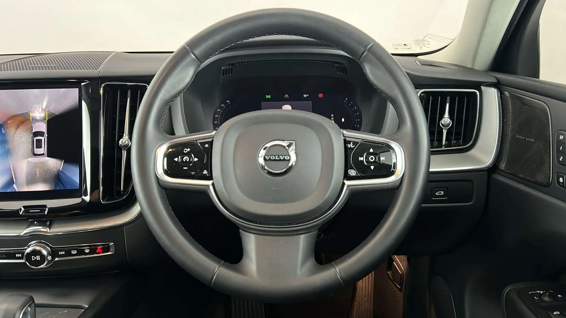 2023 VOLVO XC60 2023 VOLVO XC60
