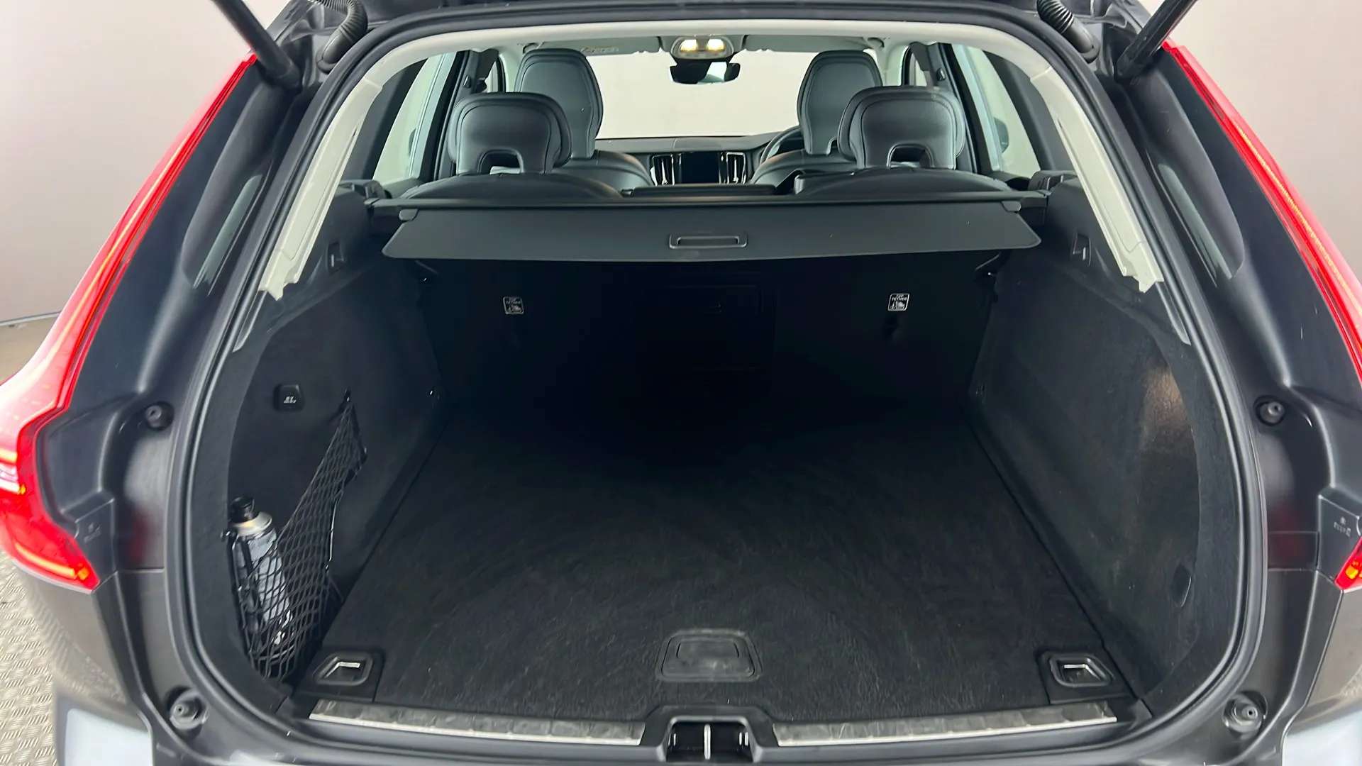 2023 VOLVO XC60 2023 VOLVO XC60