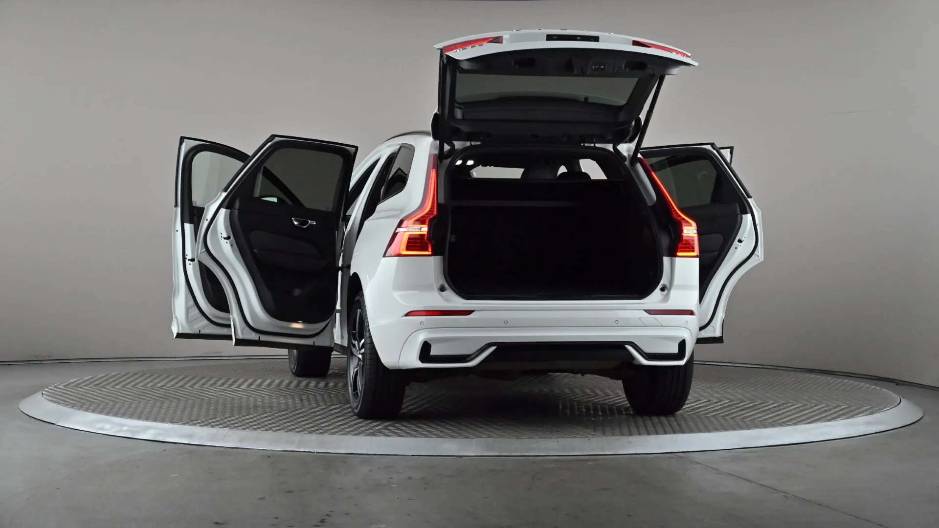 2022 VOLVO XC60 2022 VOLVO XC60