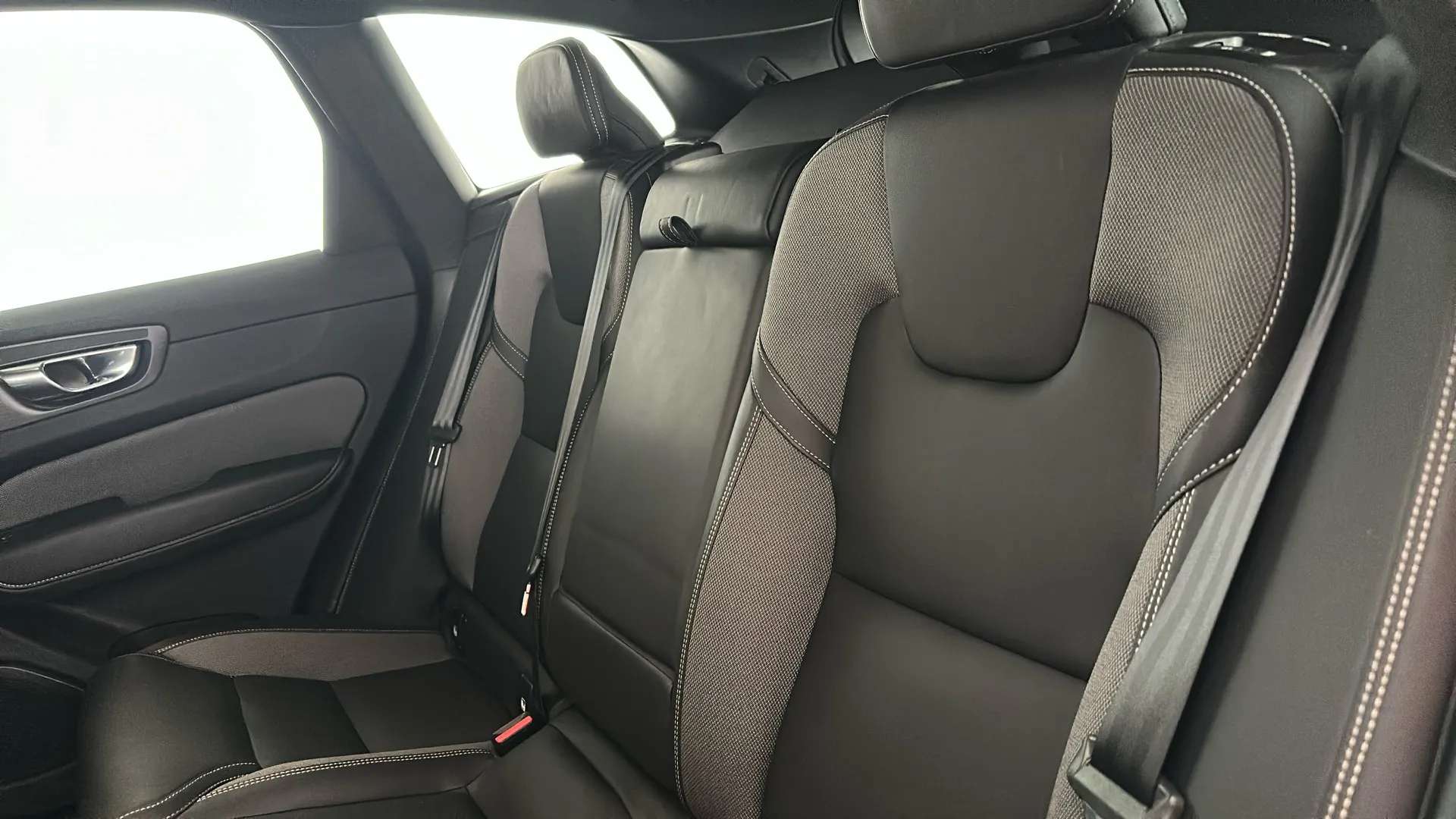 2022 VOLVO XC60 2022 VOLVO XC60