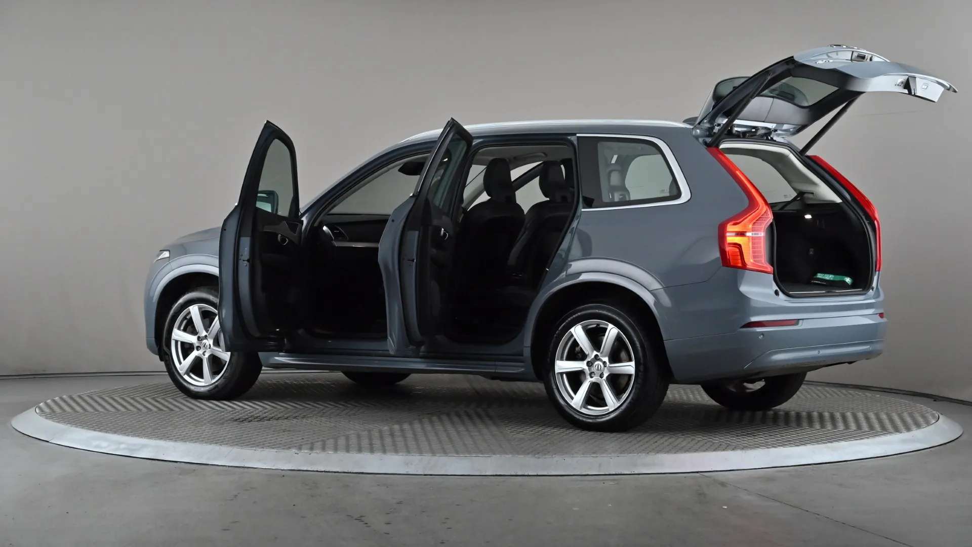 2023 VOLVO XC90 2023 VOLVO XC90