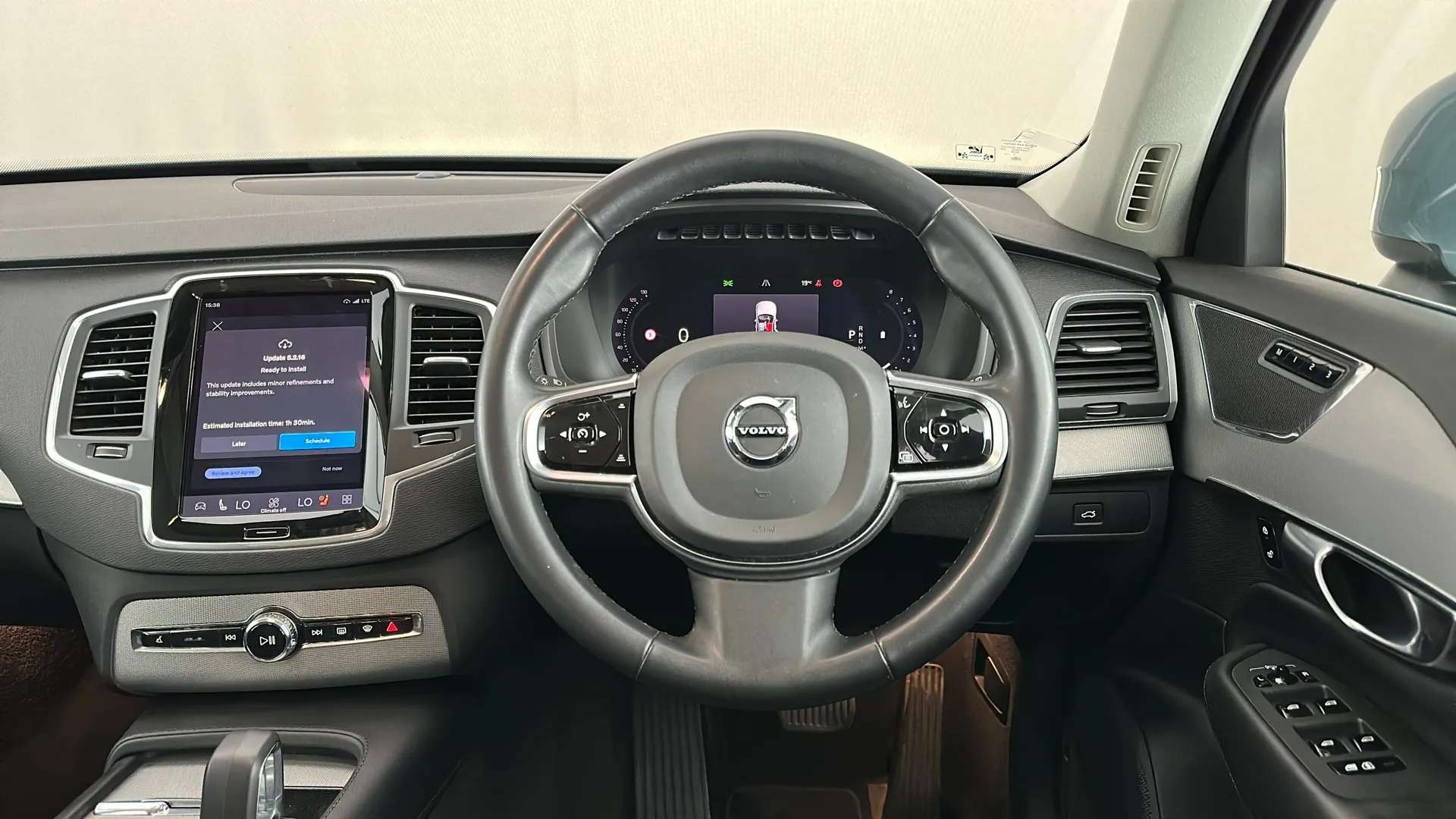 2023 VOLVO XC90 2023 VOLVO XC90