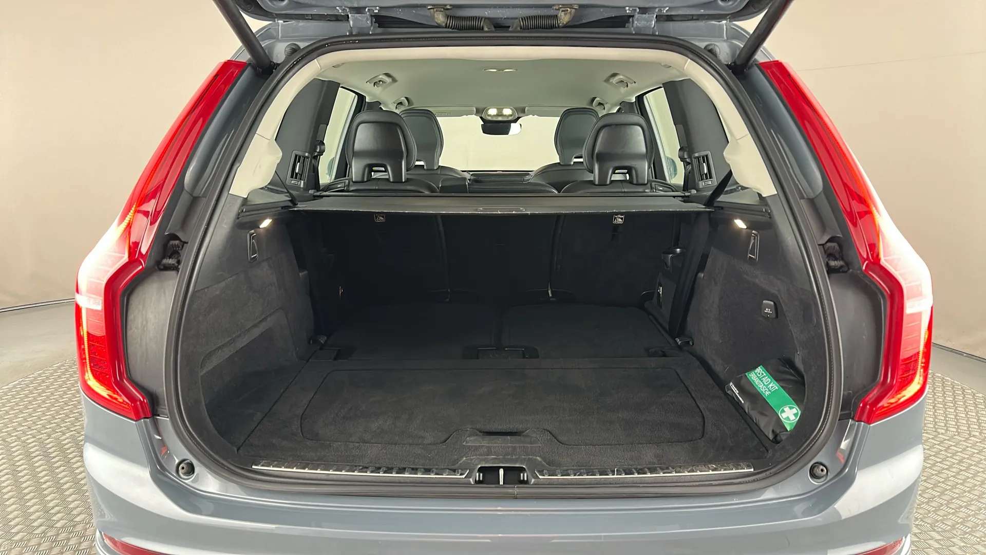 2023 VOLVO XC90 2023 VOLVO XC90