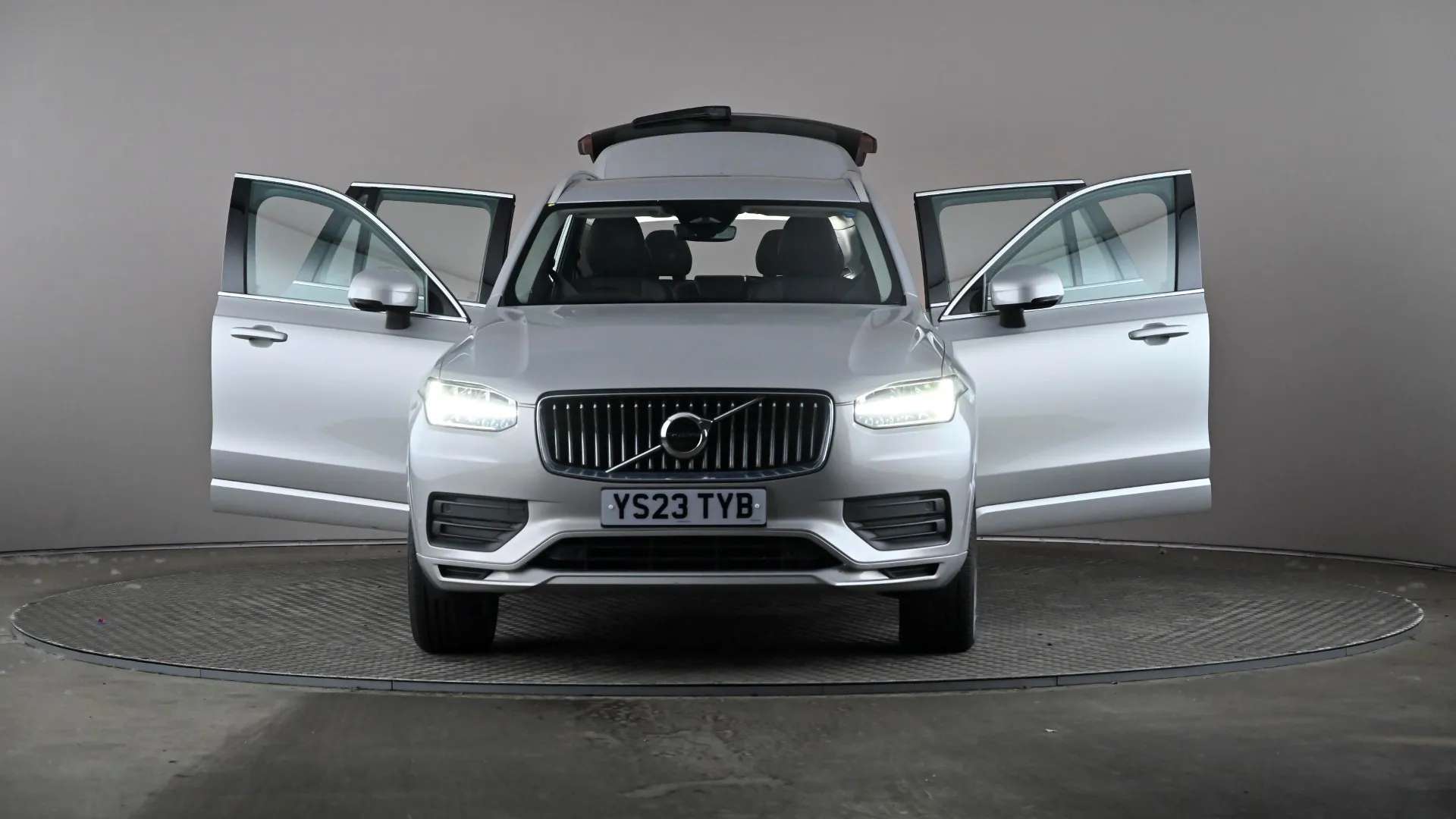 2023 VOLVO XC90 2023 VOLVO XC90
