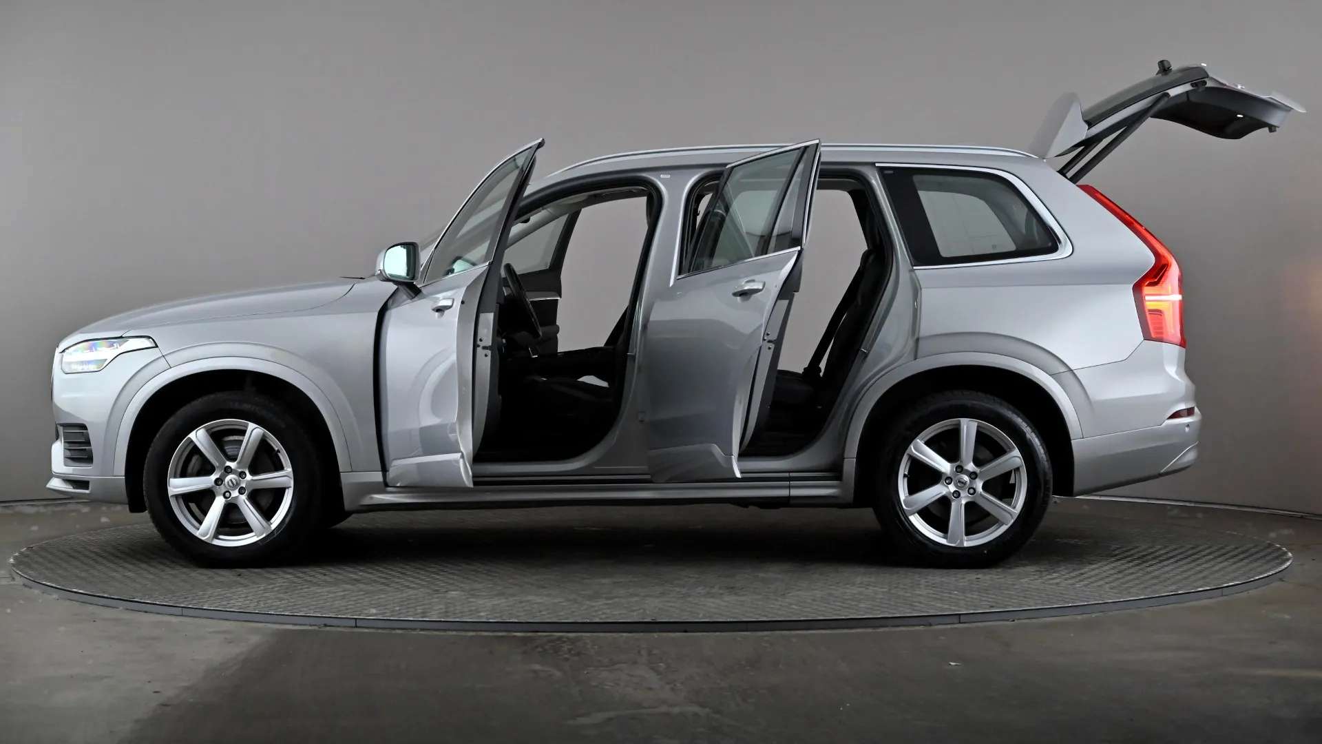 2023 VOLVO XC90 2023 VOLVO XC90