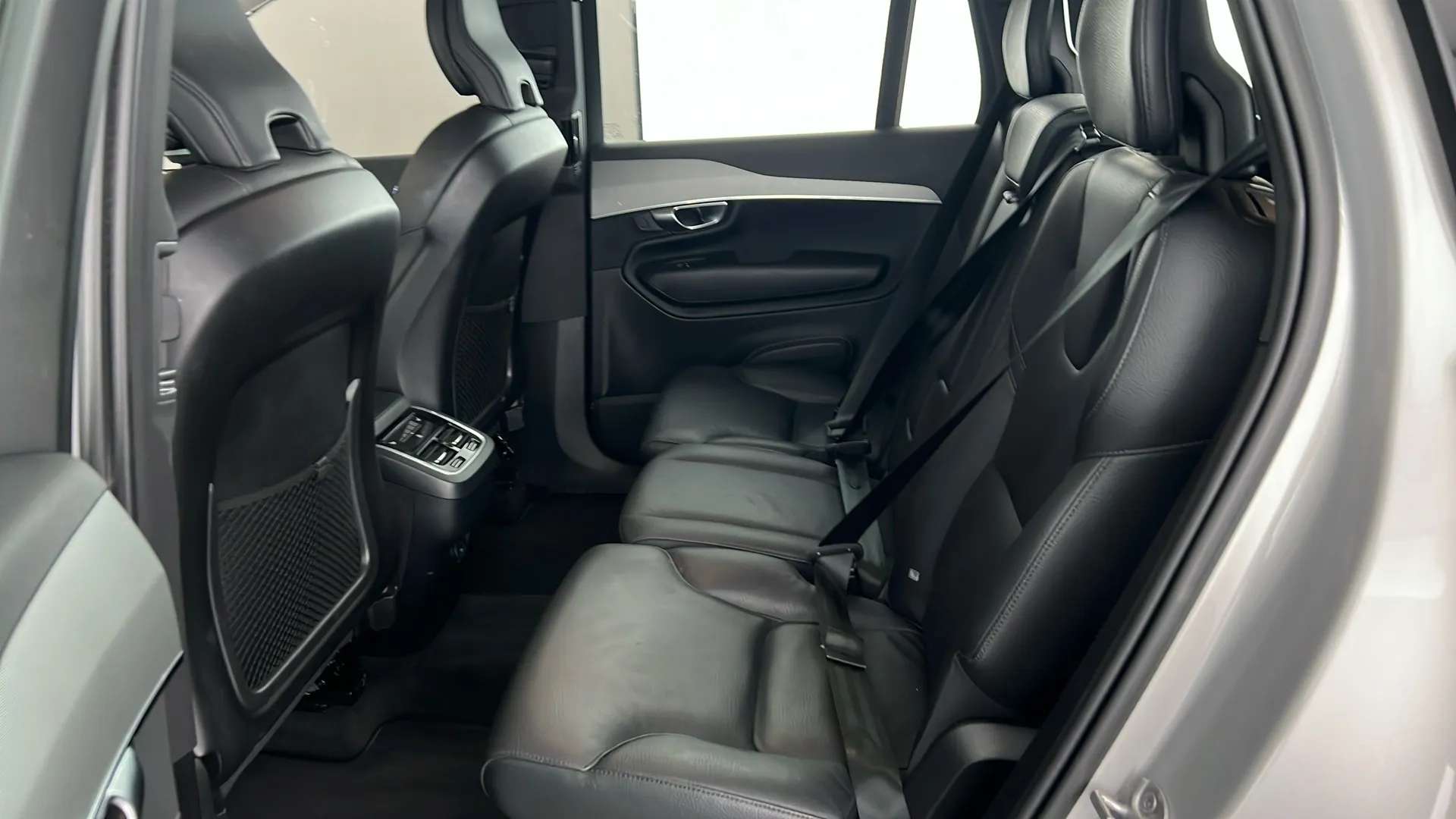2023 VOLVO XC90 2023 VOLVO XC90