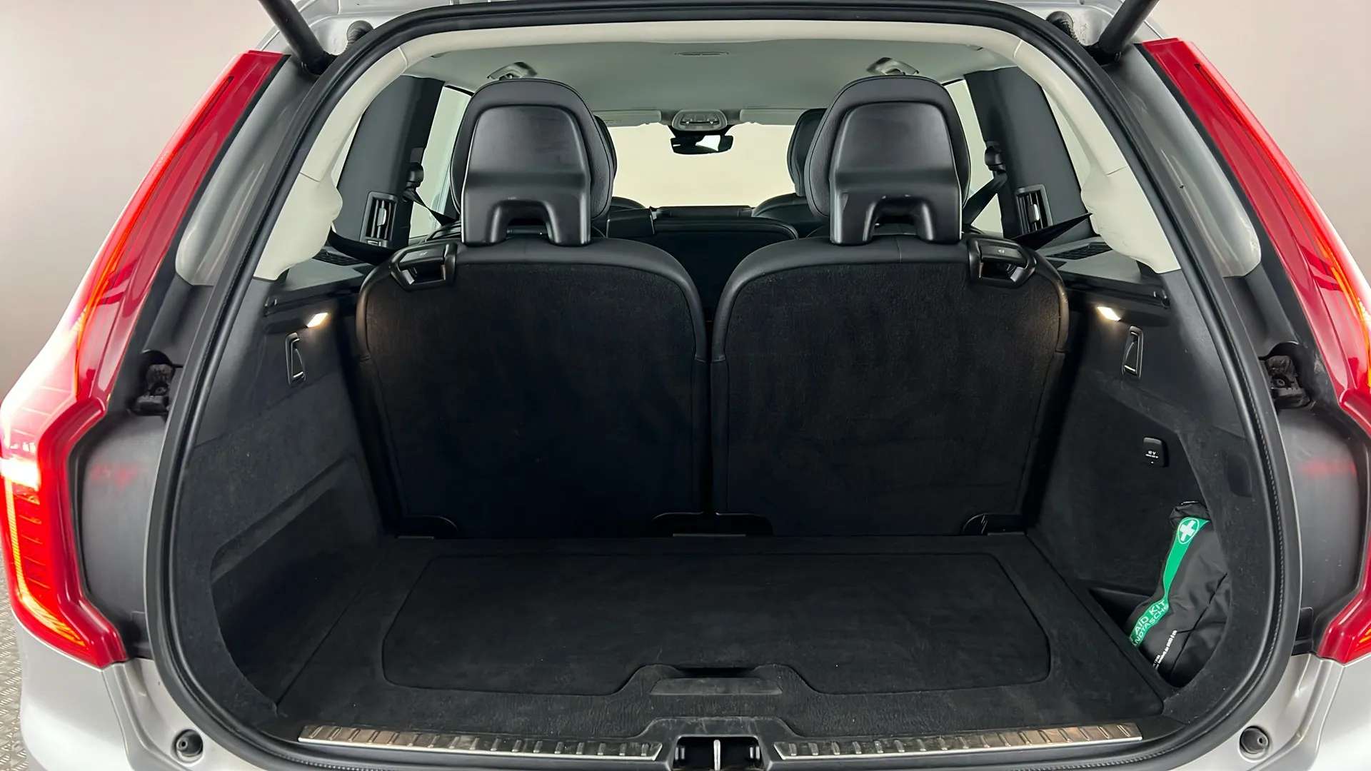 2023 VOLVO XC90 2023 VOLVO XC90