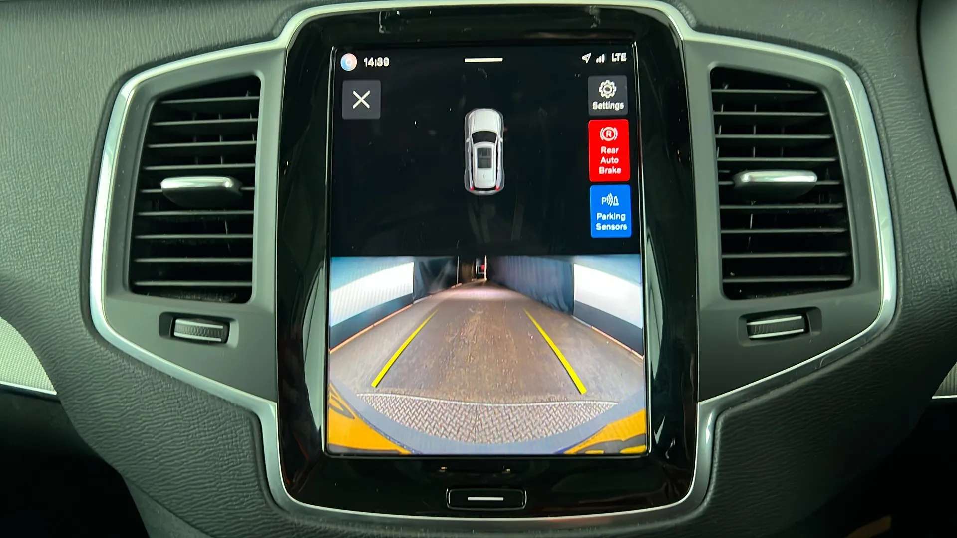 2023 VOLVO XC90 2023 VOLVO XC90