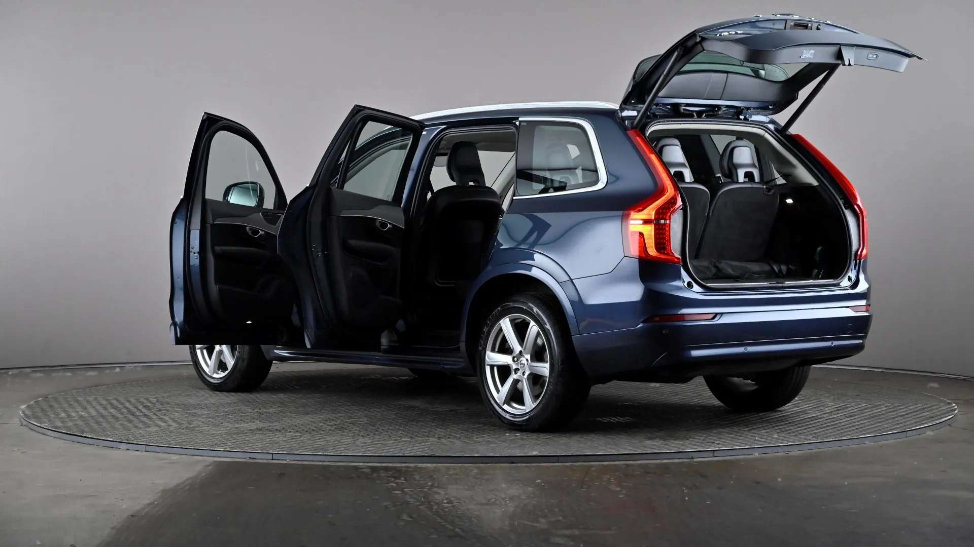 2023 VOLVO XC90 2023 VOLVO XC90