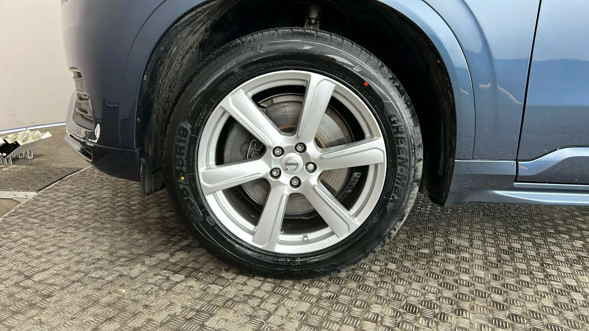 2023 VOLVO XC90 2023 VOLVO XC90