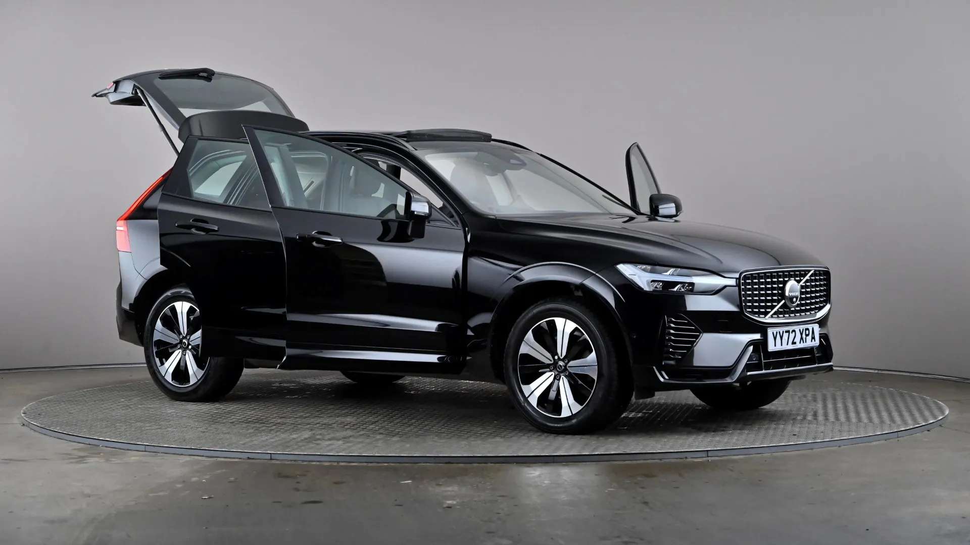 2023 VOLVO XC60 2023 VOLVO XC60