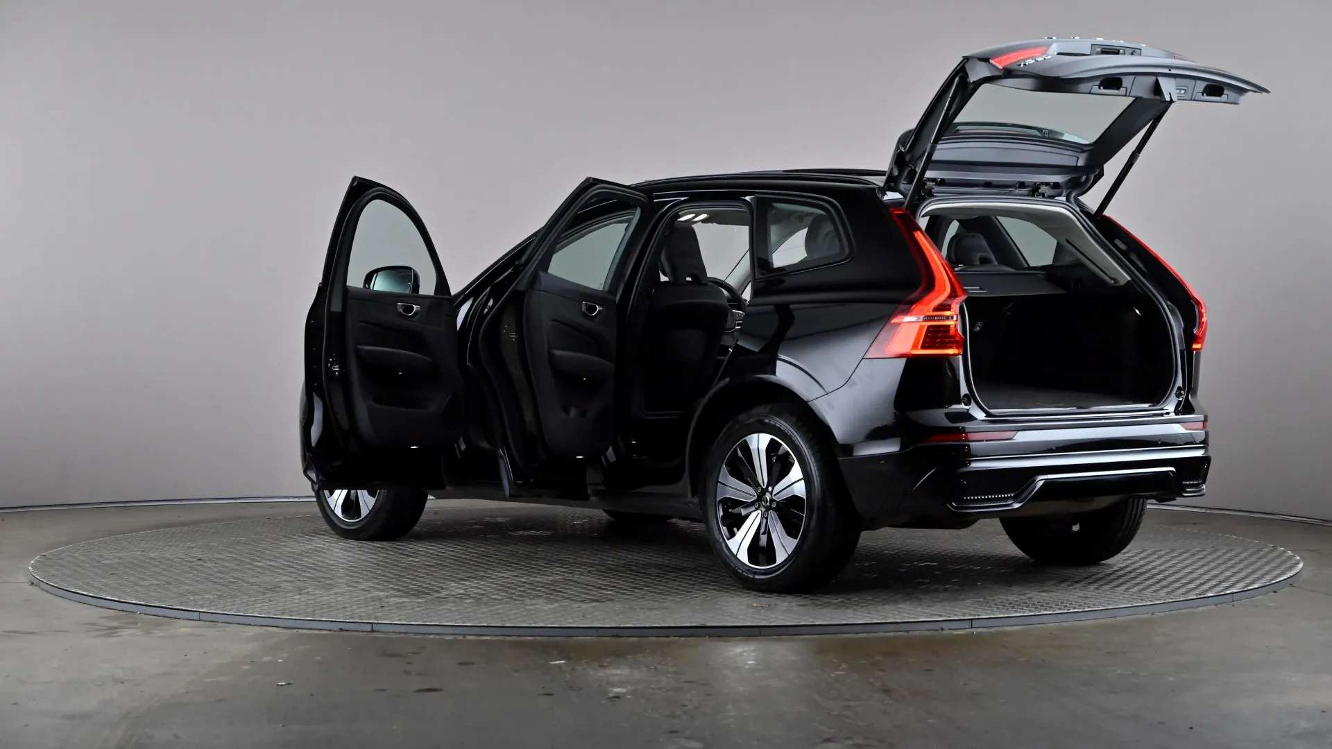 2023 VOLVO XC60 2023 VOLVO XC60
