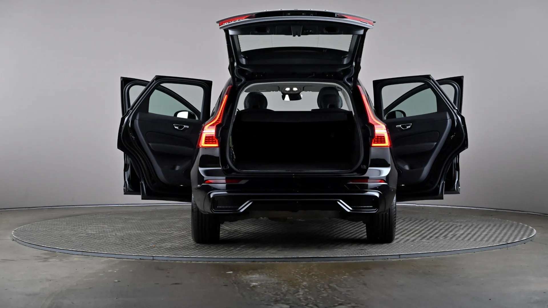 2023 VOLVO XC60 2023 VOLVO XC60