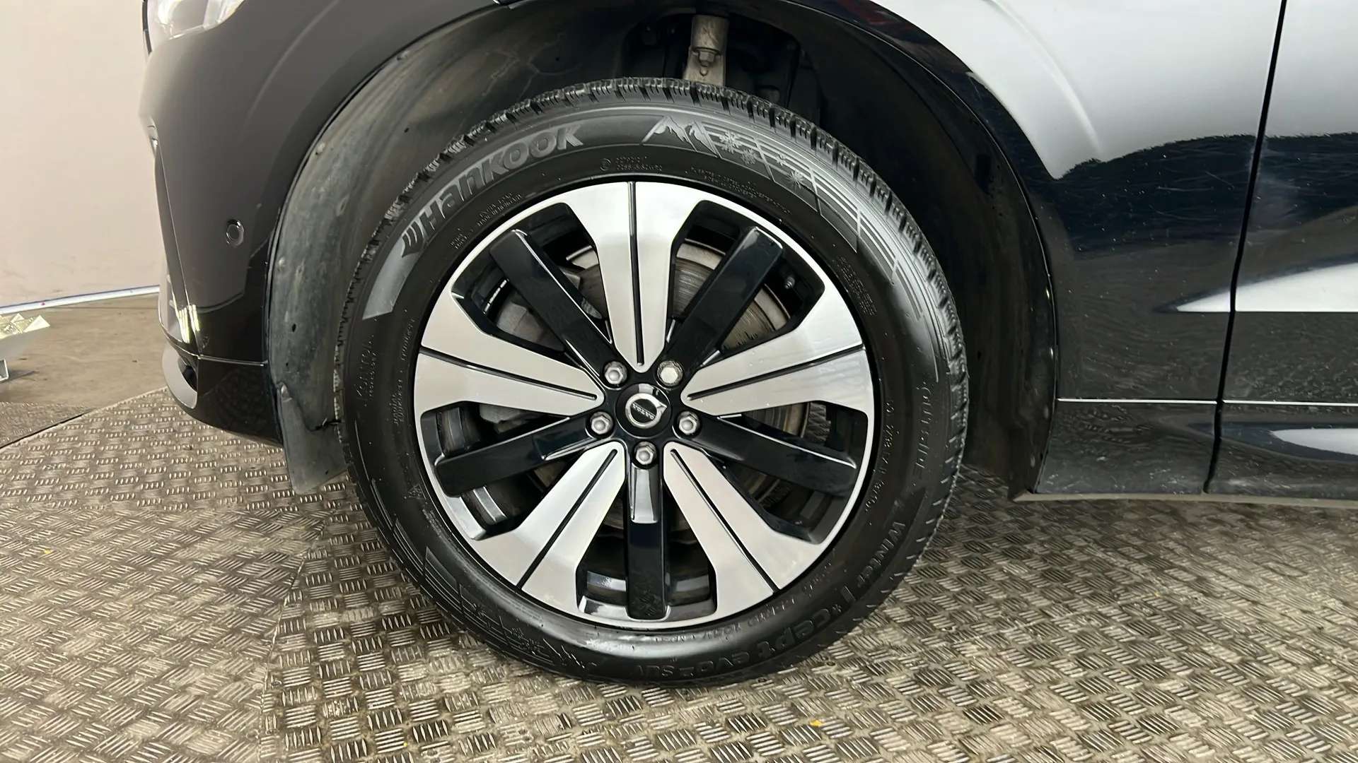 2023 VOLVO XC60 2023 VOLVO XC60