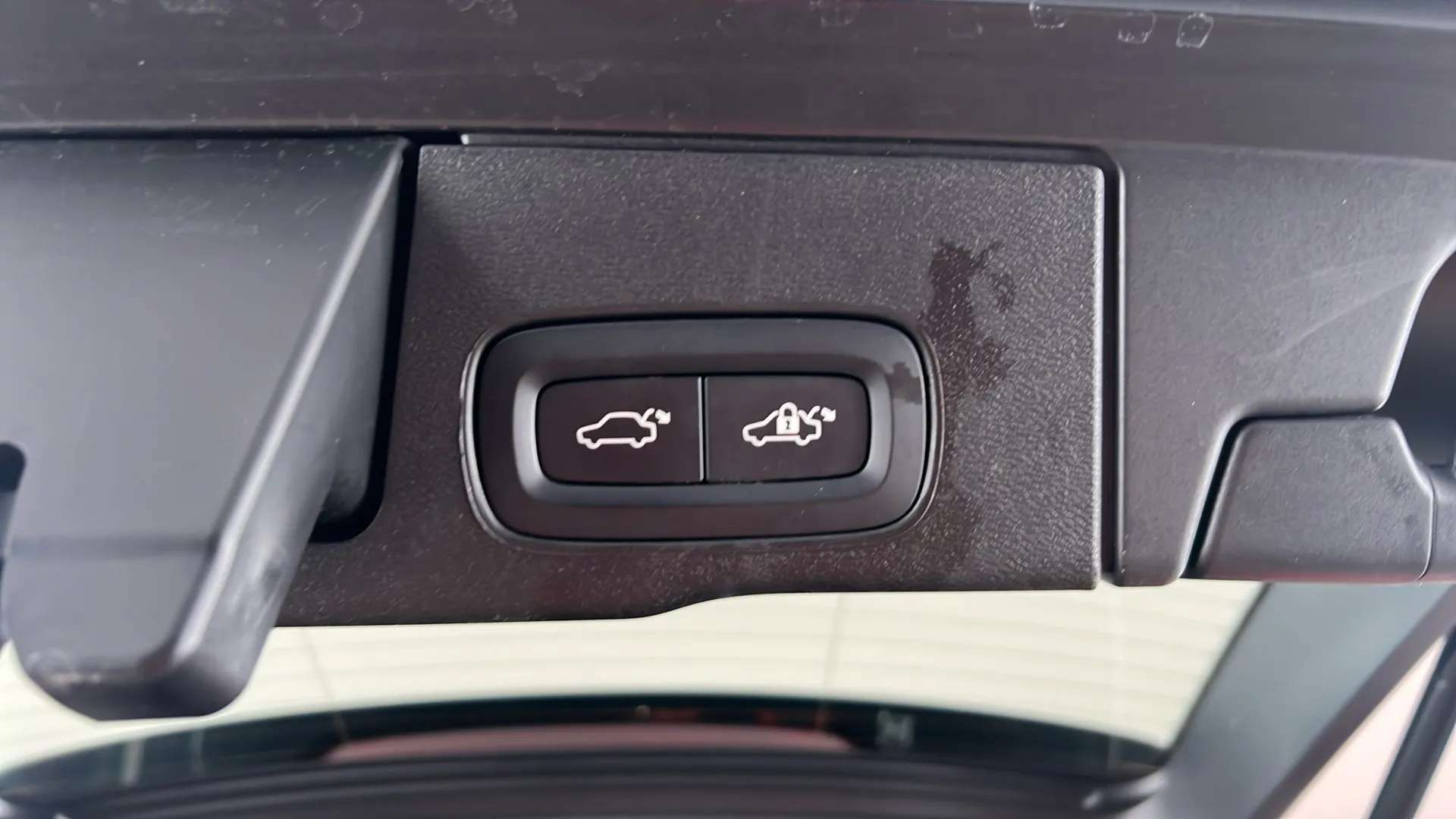 2023 VOLVO XC60 2023 VOLVO XC60