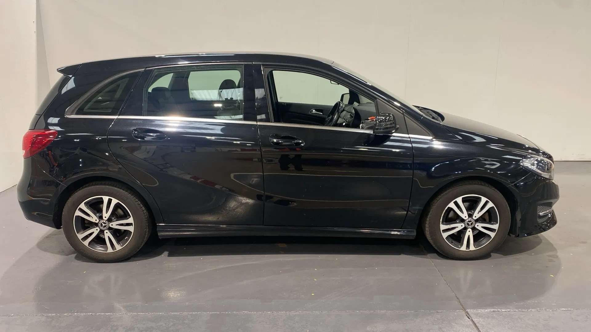 2017 MERCEDES-BENZ B CLASS 2017 MERCEDES-BENZ B CLASS