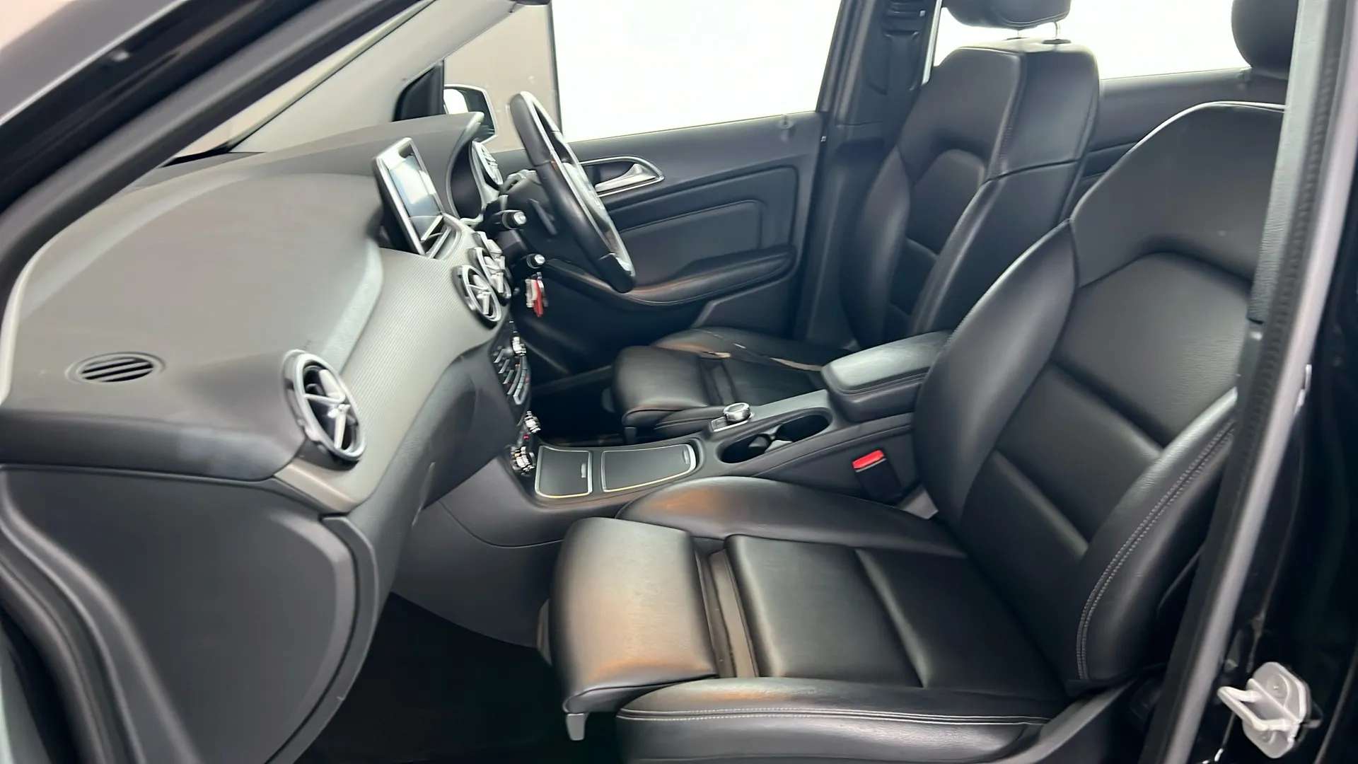 2017 MERCEDES-BENZ B CLASS 2017 MERCEDES-BENZ B CLASS