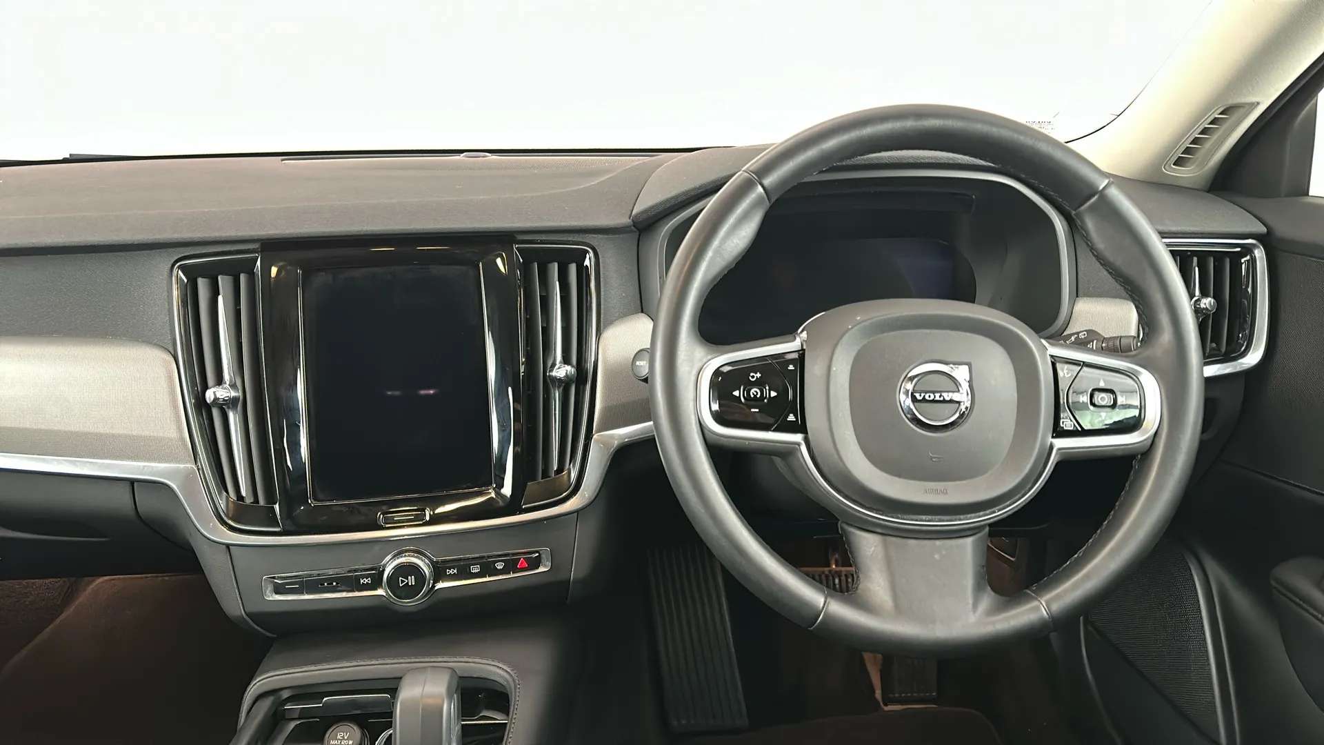 2022 VOLVO V90 2022 VOLVO V90