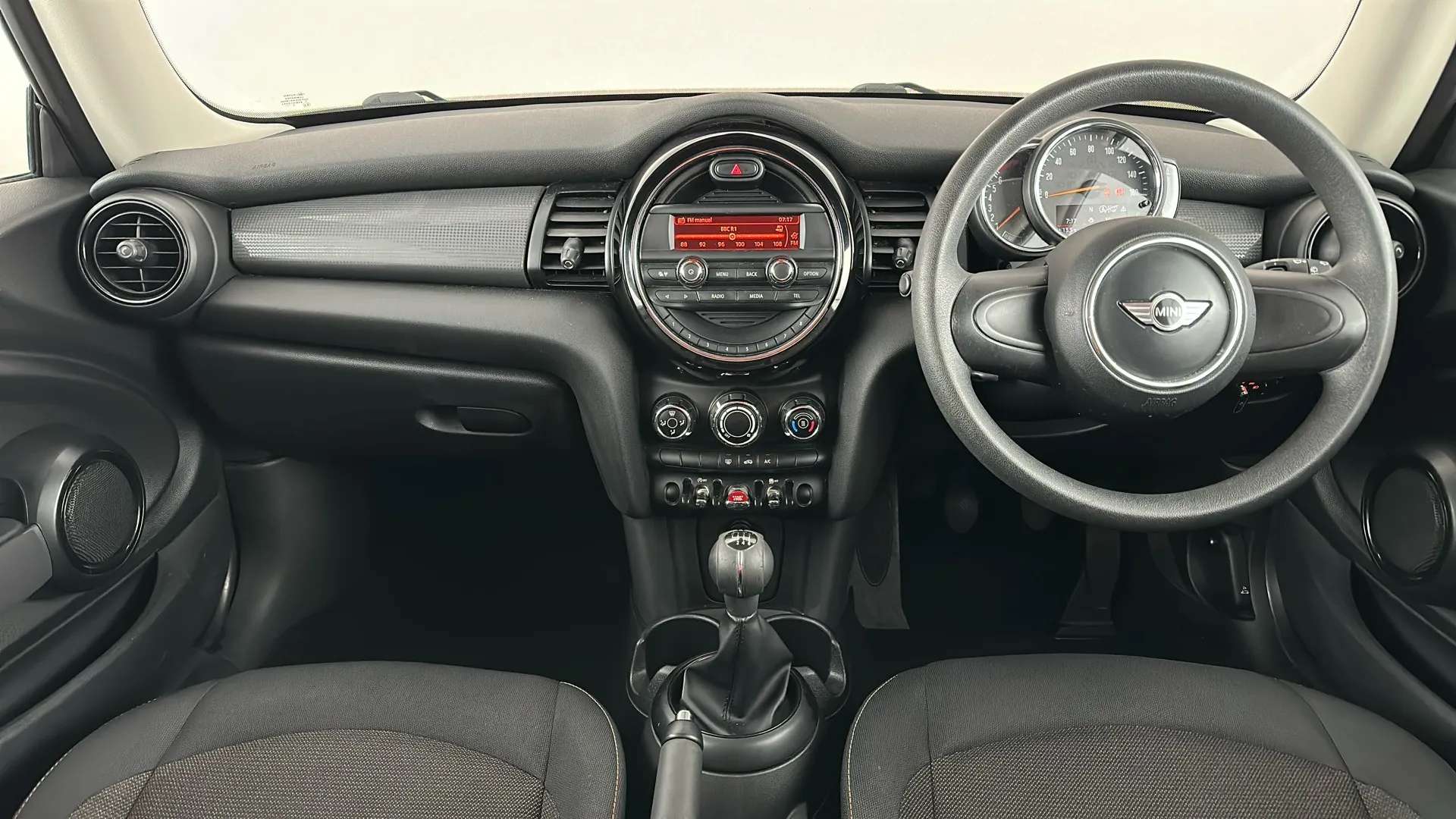 2018 MINI HATCH 2018 MINI HATCH