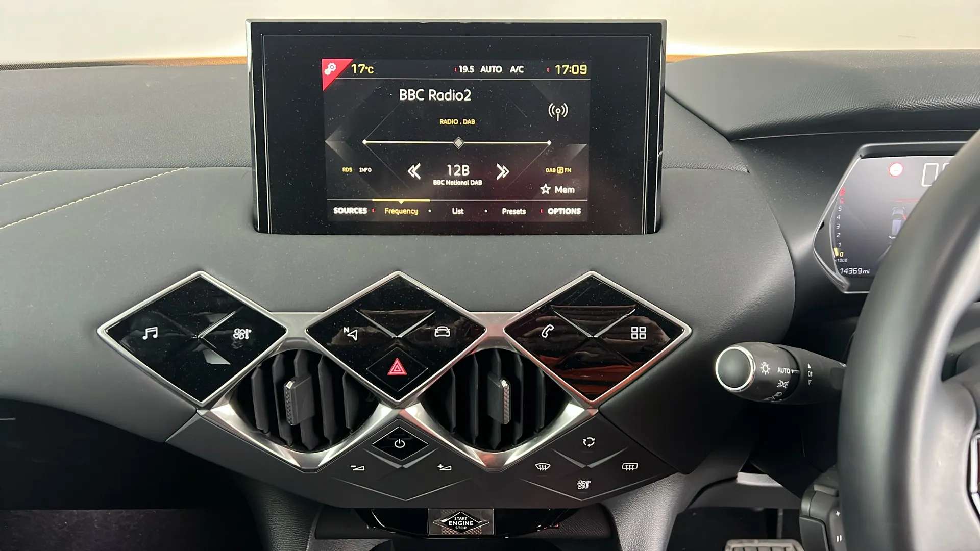 2022 DS DS 3 2022 DS DS 3
