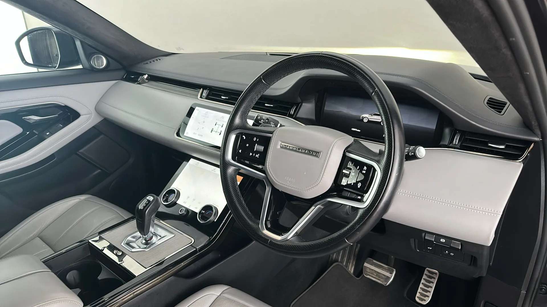 2022 LAND ROVER RANGE ROVER EVOQUE 2022 LAND ROVER RANGE ROVER EVOQUE