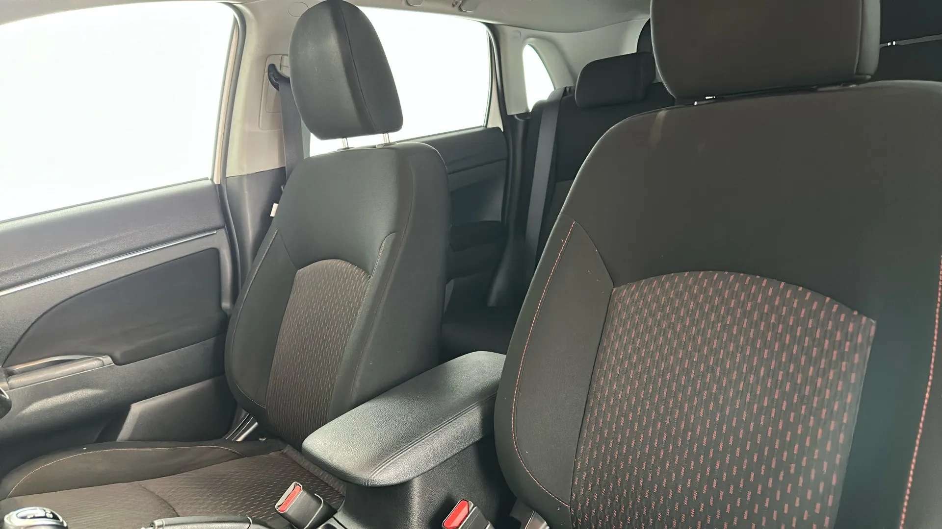 2017 MITSUBISHI ASX 2017 MITSUBISHI ASX