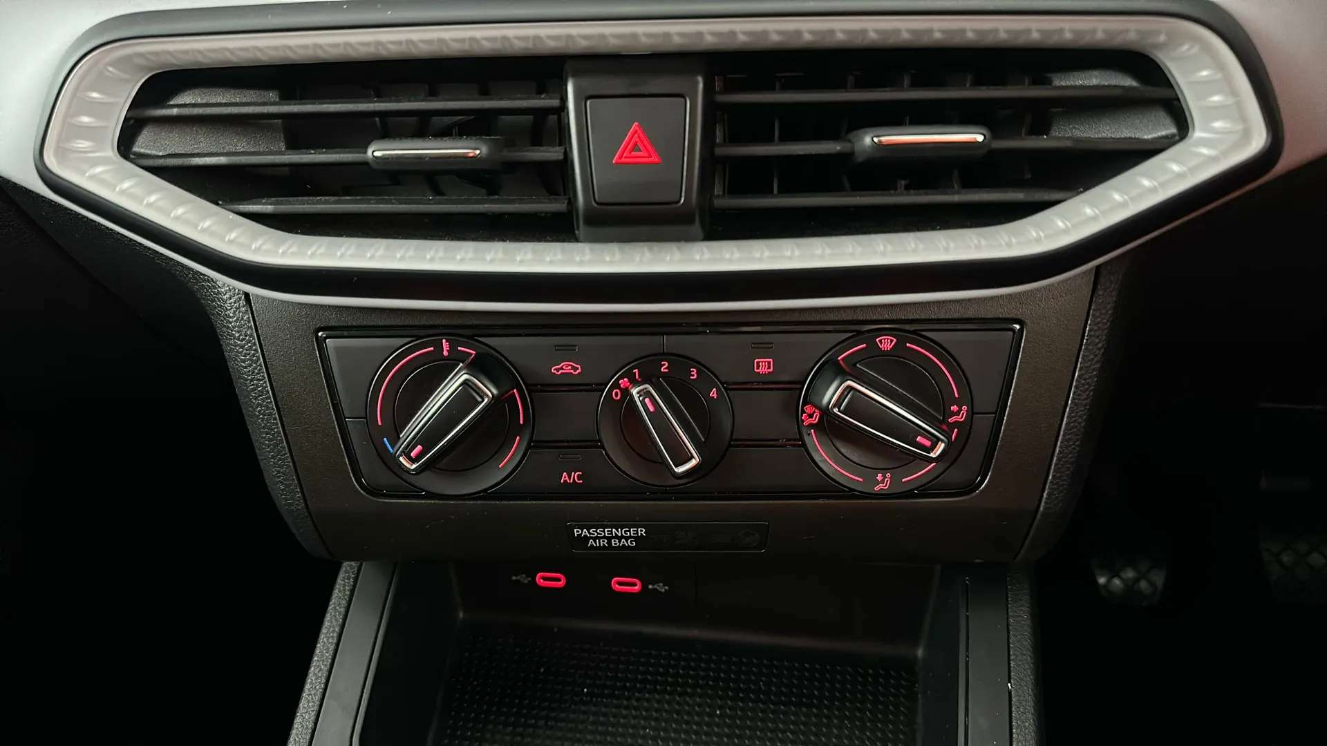 2024 SEAT IBIZA 2024 SEAT IBIZA