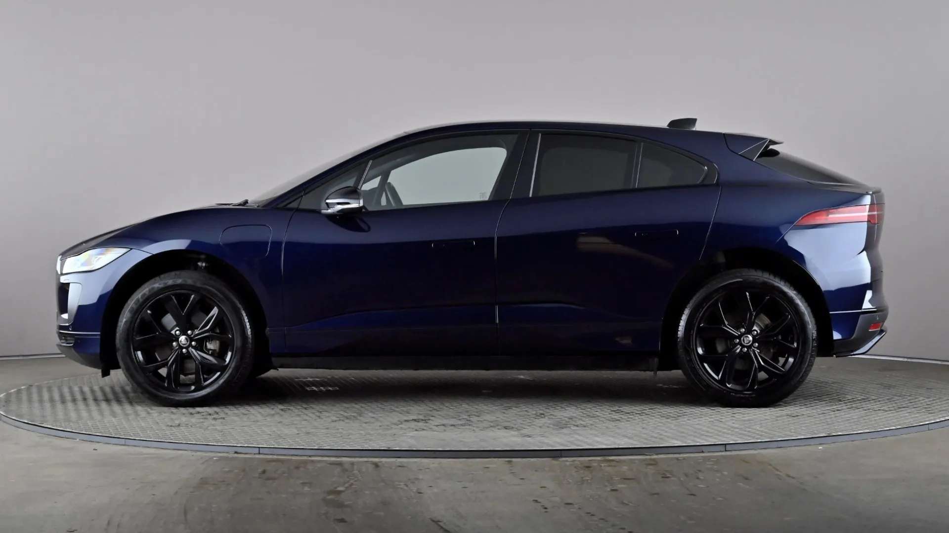 A 2023 JAGUAR I-PACE 294kW EV400 R-Dynamic HSE Black 90kWh Auto A 2023 JAGUAR I-PACE 294kW EV400 R-Dynamic HSE Black 90kWh Auto