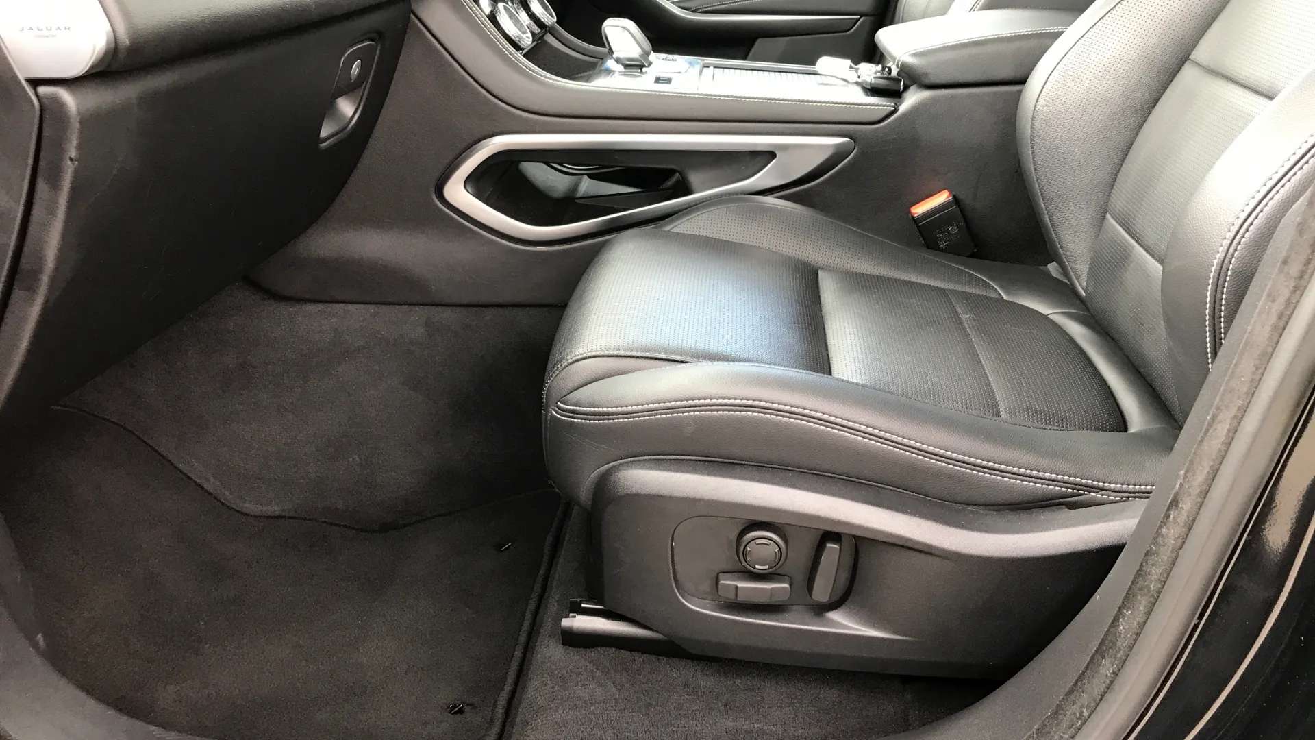 2022 JAGUAR F-PACE 2022 JAGUAR F-PACE